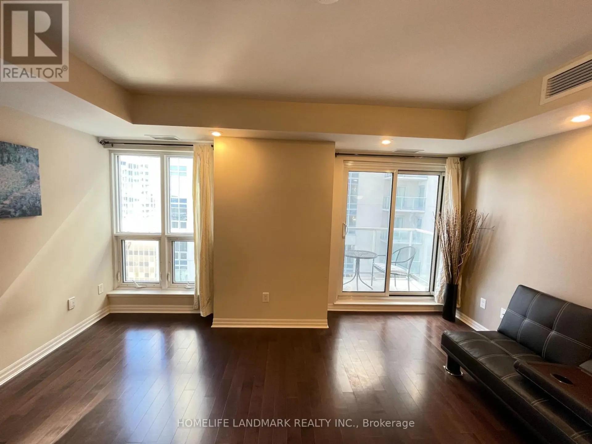 #1908 195 BESSERER STREET - Image 11