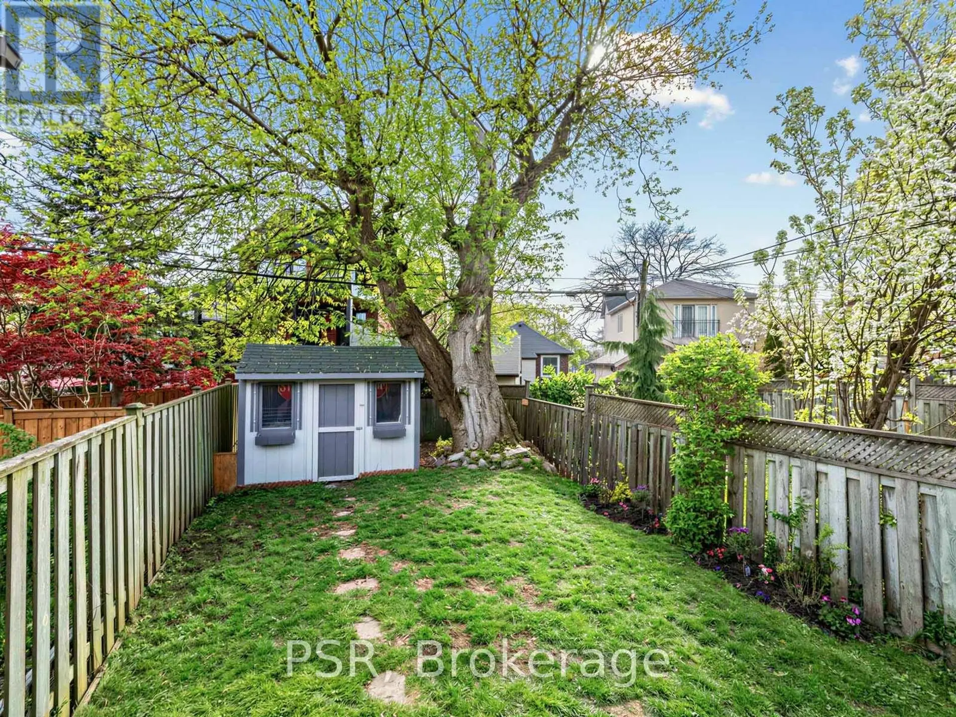 562 ARLINGTON AVENUE - Image 17
