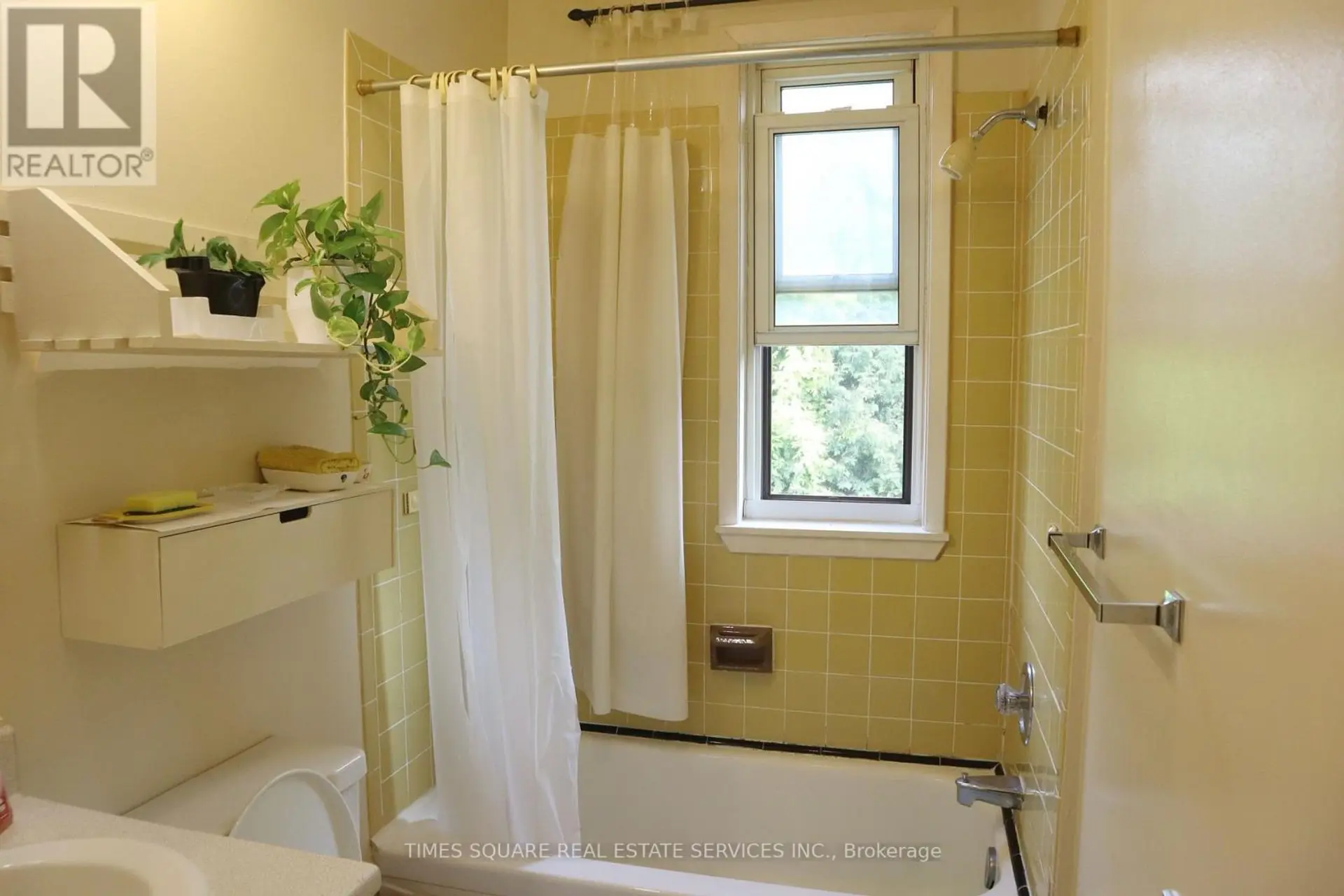 7 BADGEROW AVENUE - Image 15
