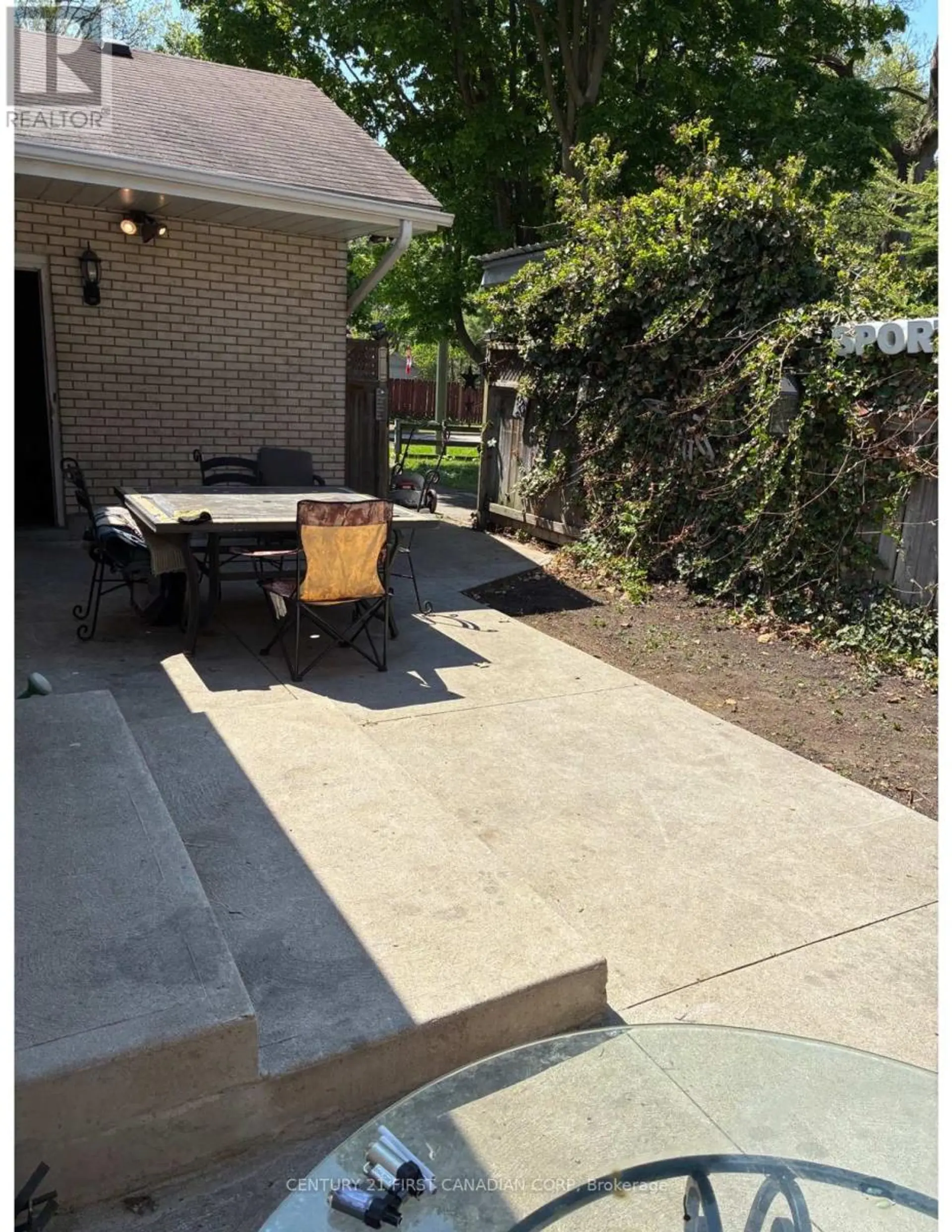 1294 HILLCREST AVENUE - Image 3