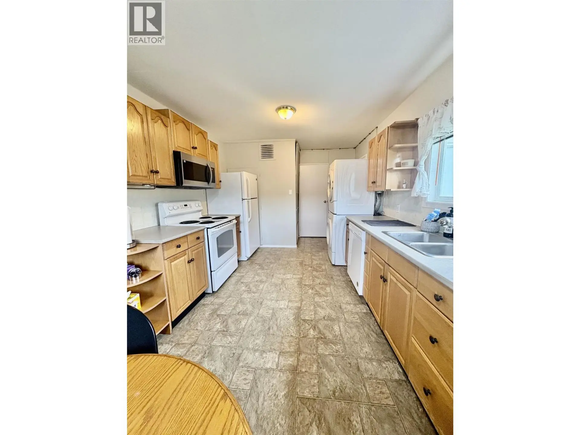 23 KITLOPE STREET - Image 3