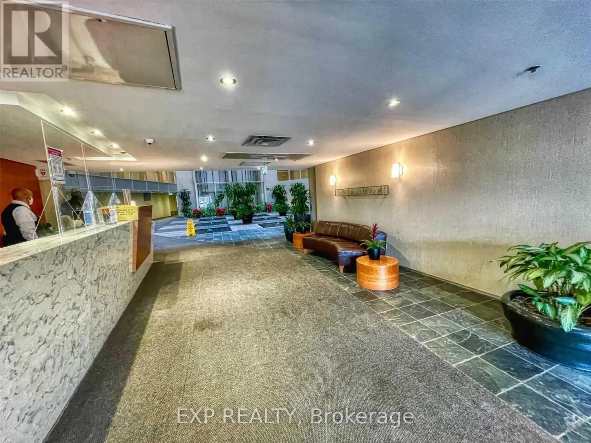 #306 650 QUEENS QUAY W - Image 7