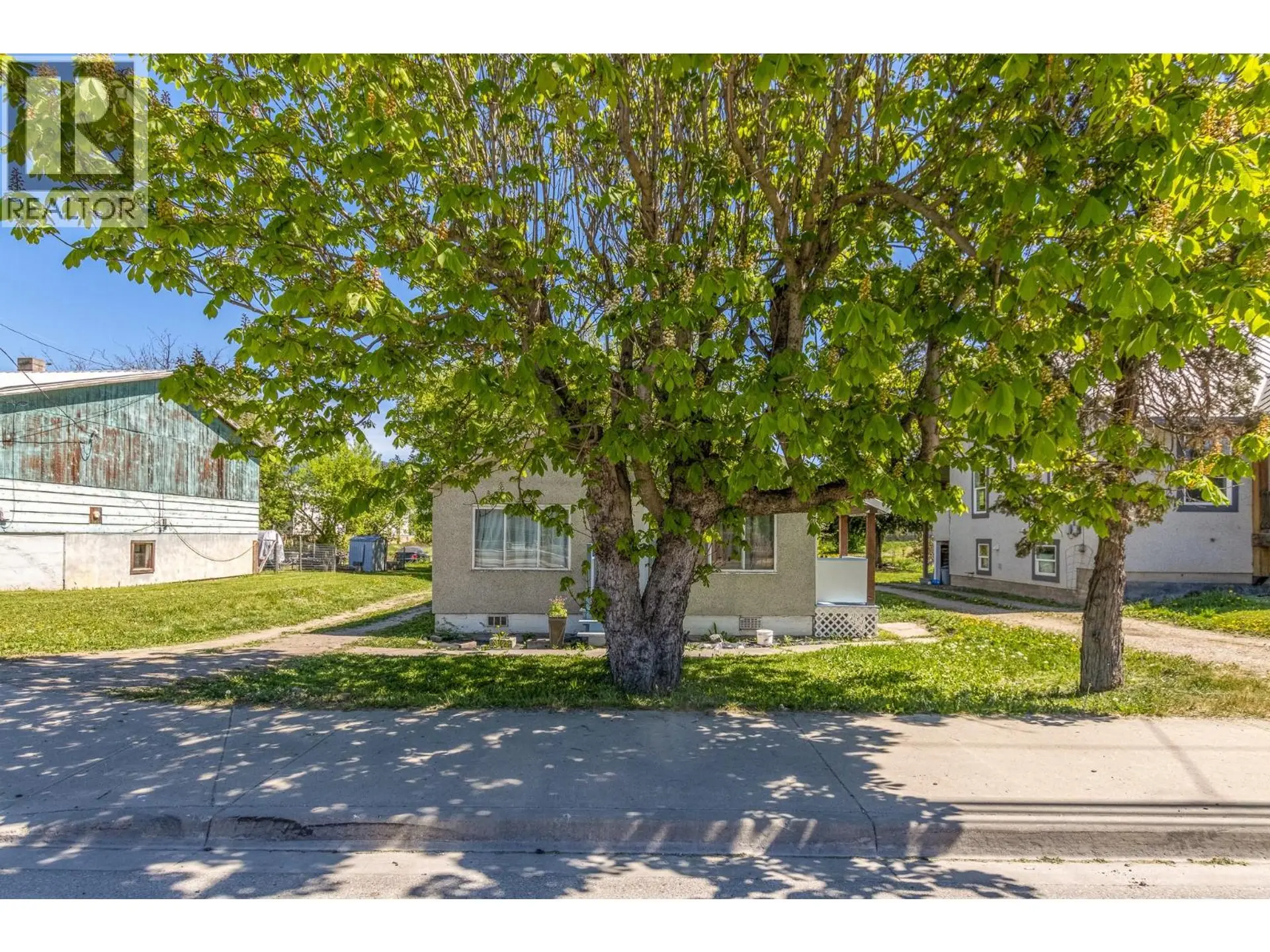 680 10 Street SW - Image 14