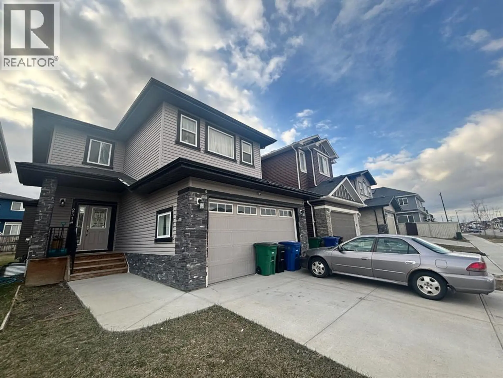251 Bayview Street SW - Image 2