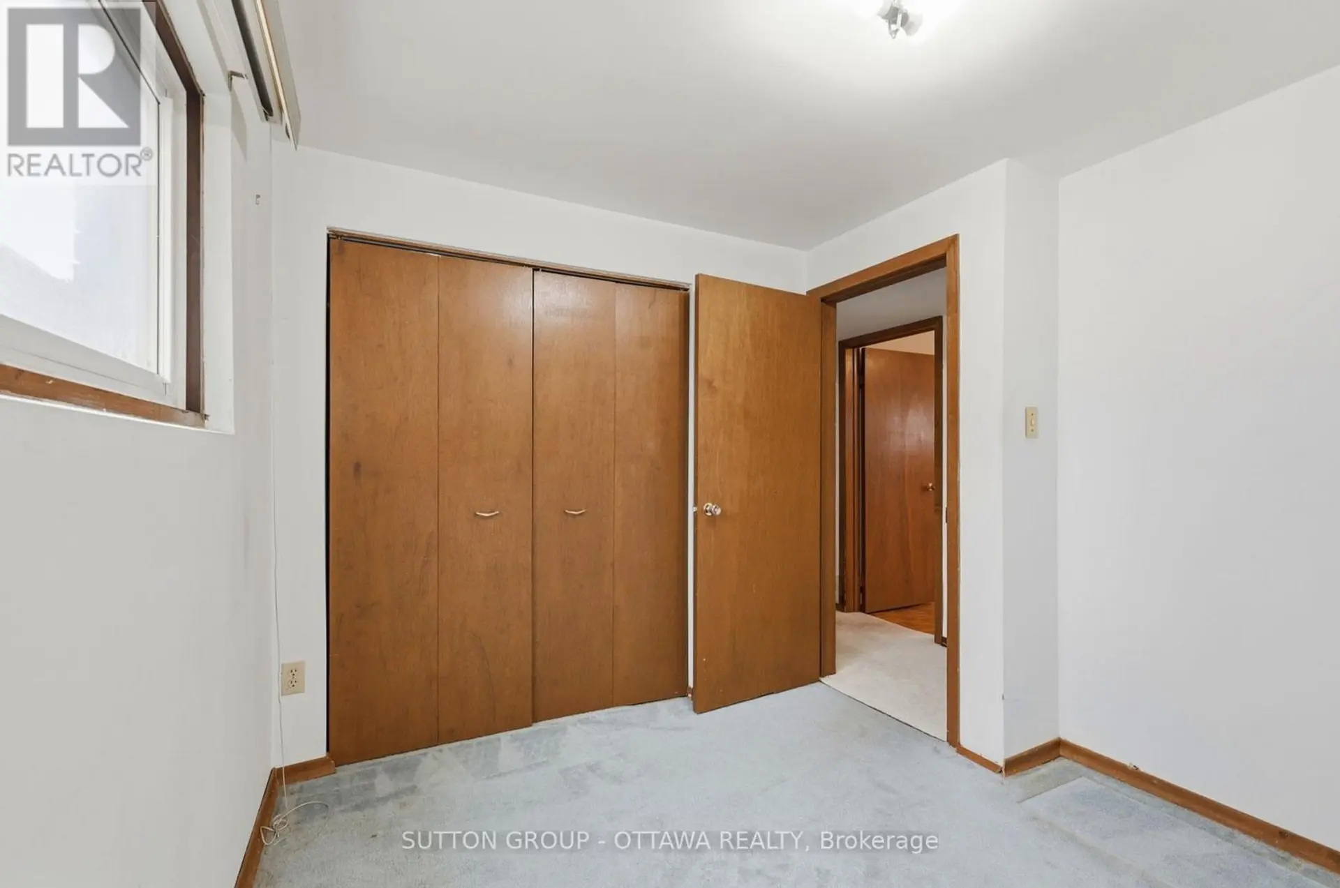 301 CENTRAL PARK BOULEVARD N - Image 16