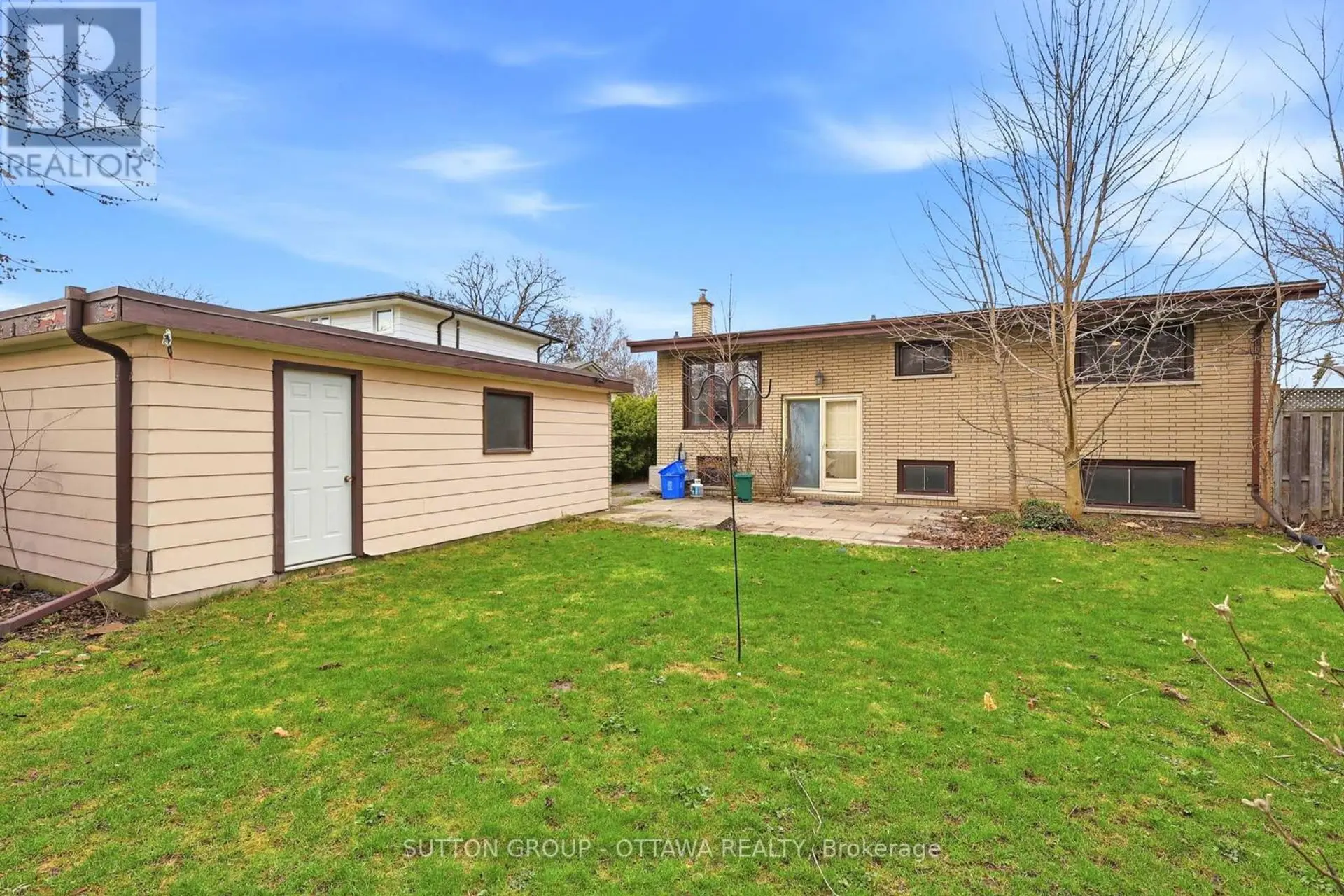 301 CENTRAL PARK BOULEVARD N - Image 20