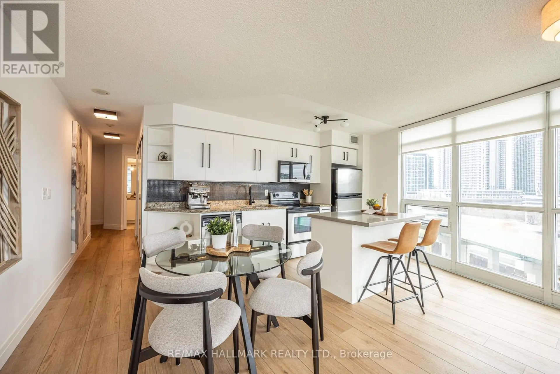 #1120 231 FORT YORK BOULEVARD - Image 2