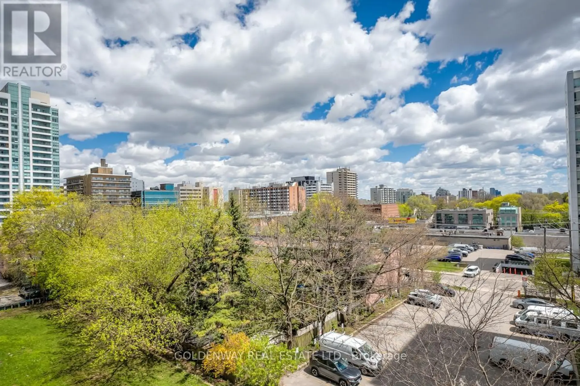 #401 83 REDPATH AVENUE - Image 15