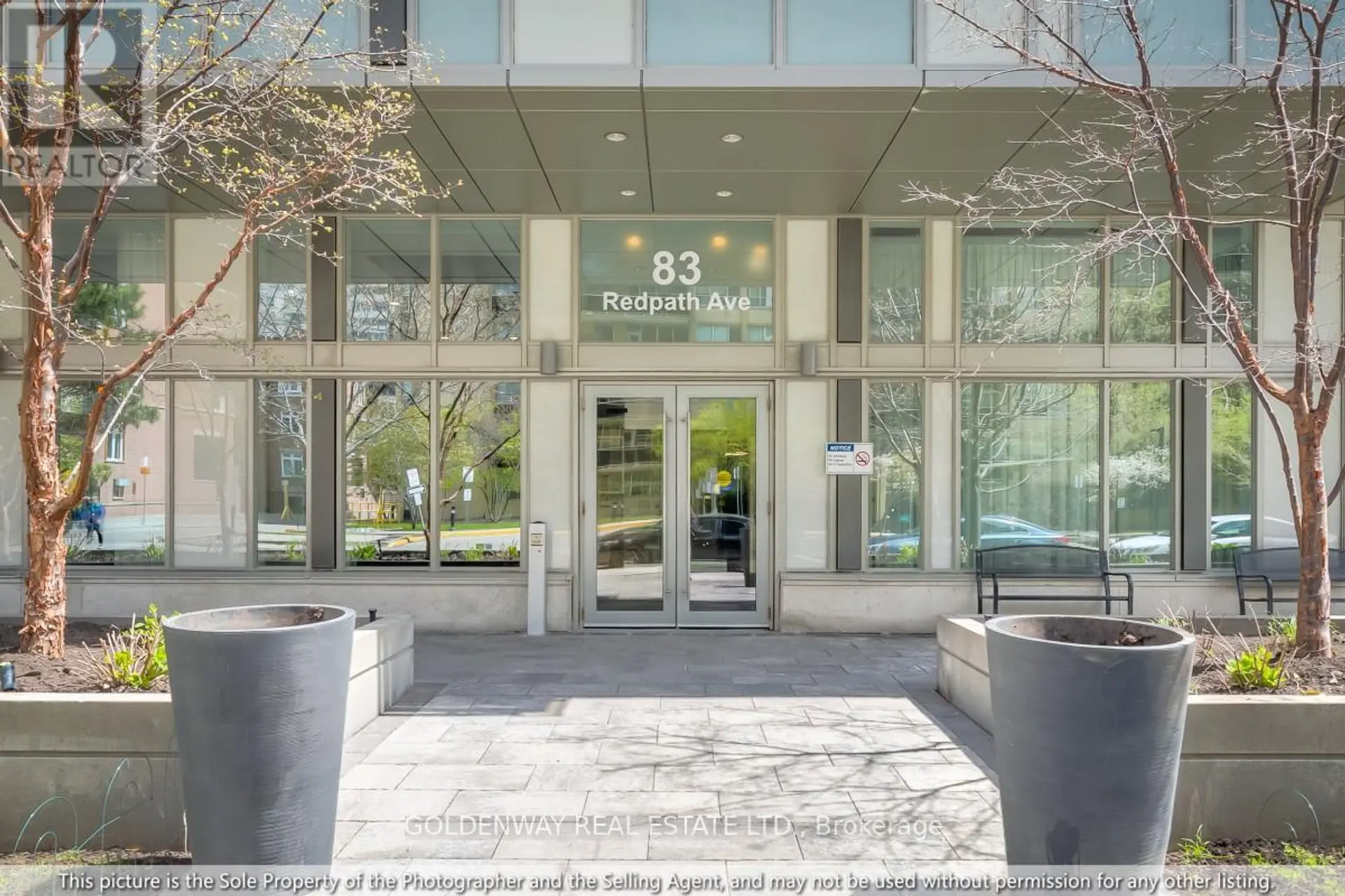 #401 83 REDPATH AVENUE - Image 2