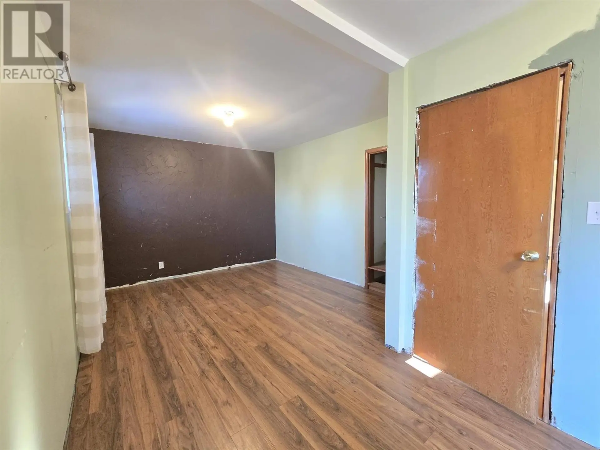 176 Glasgow AVE - Image 11