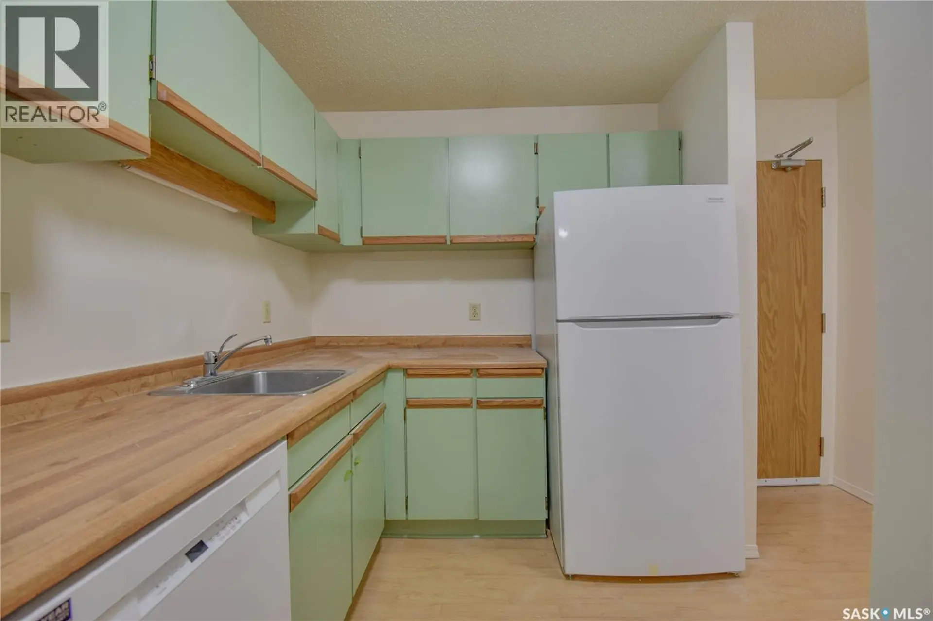#101 375 Kingsmere BOULEVARD - Image 4