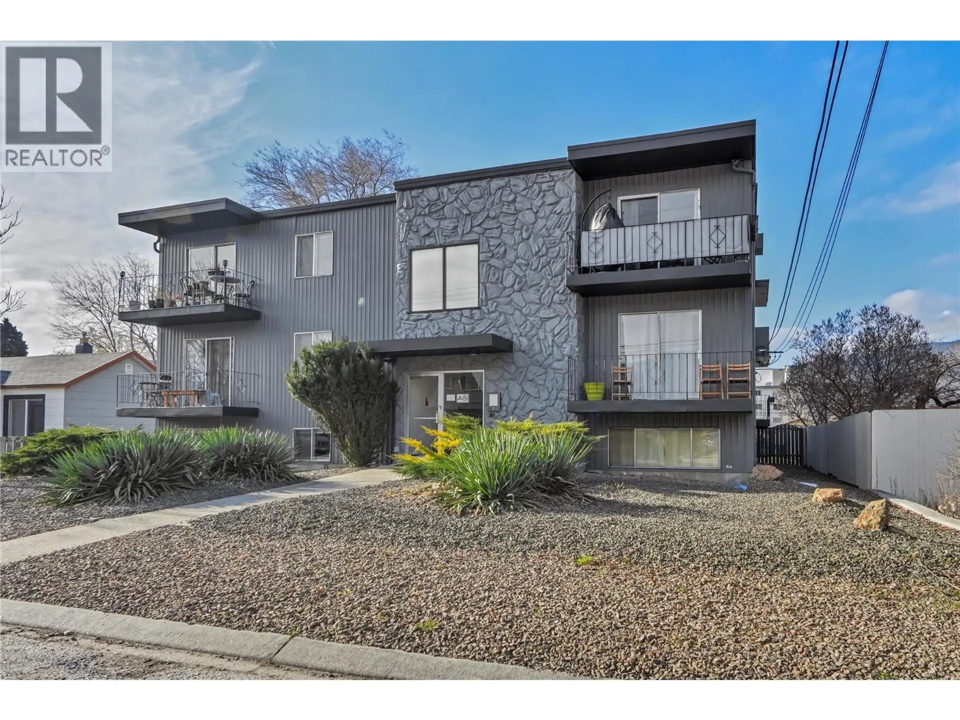341 HAYNES Street - Image 1
