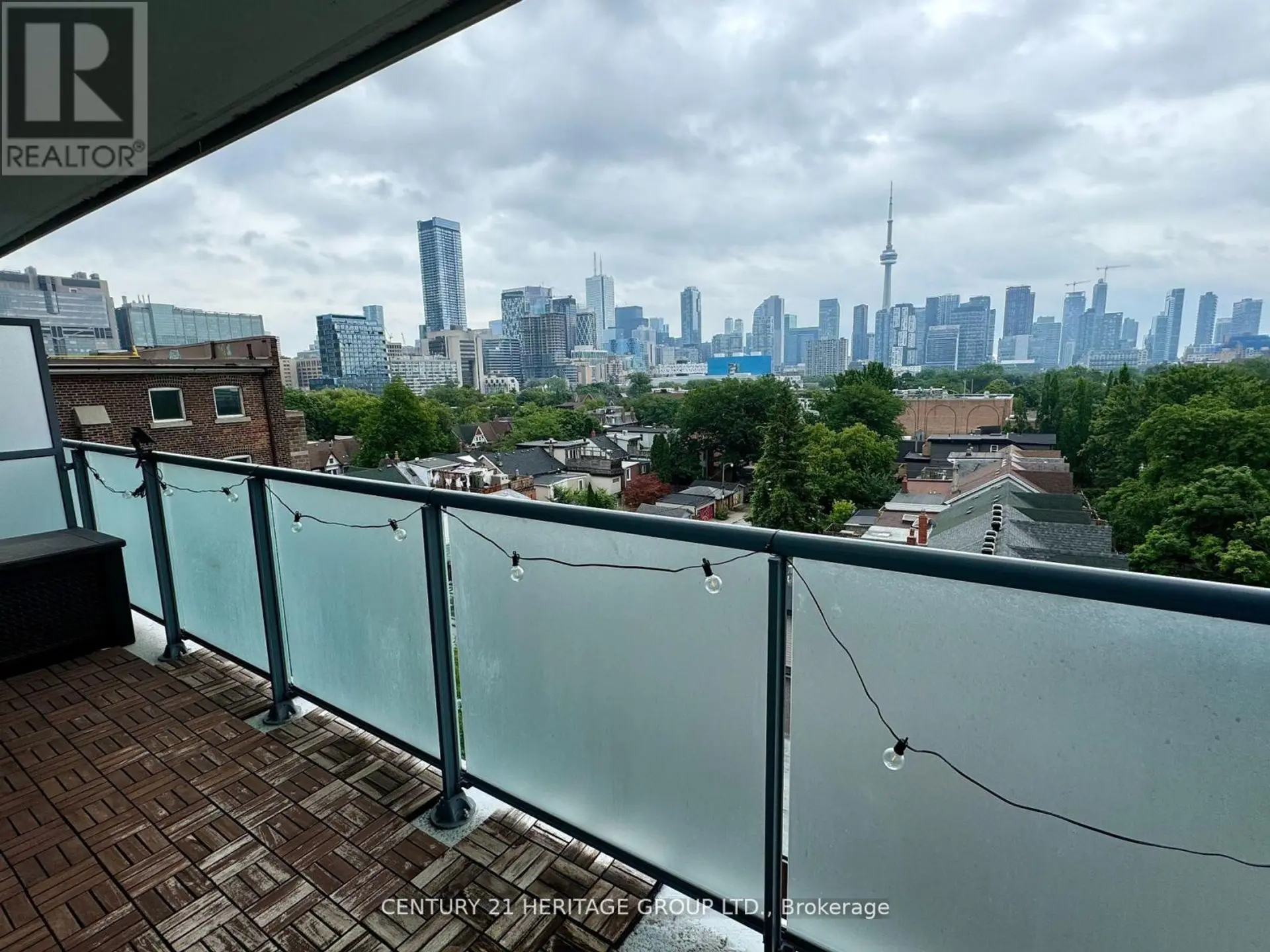 #602 181 HURON STREET - Image 15