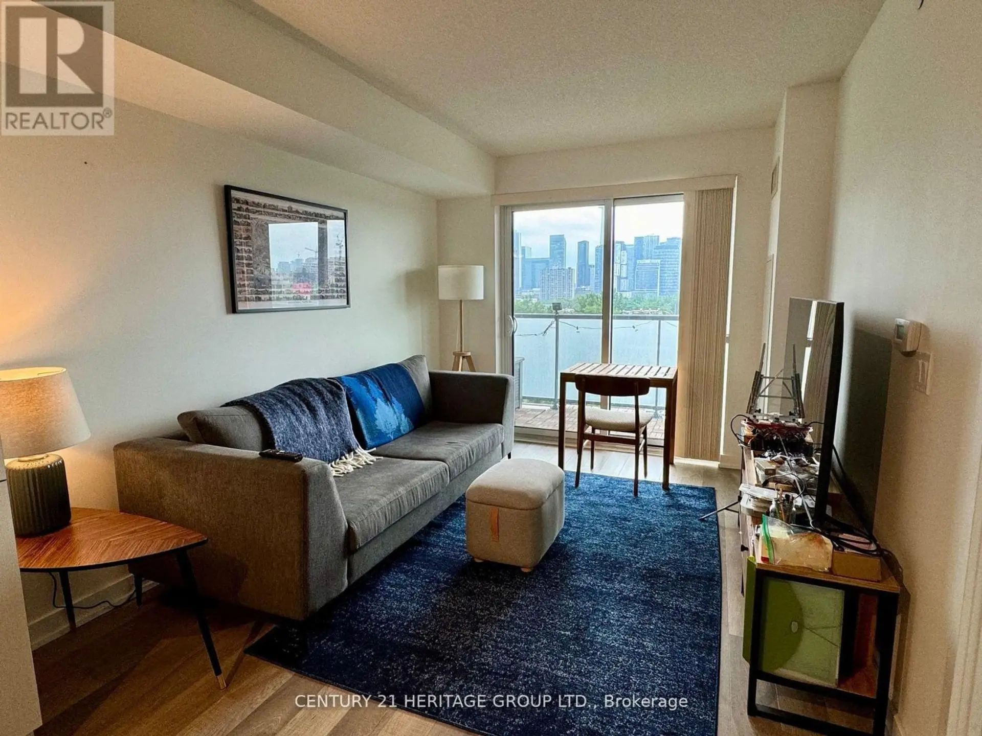 #602 181 HURON STREET - Image 5