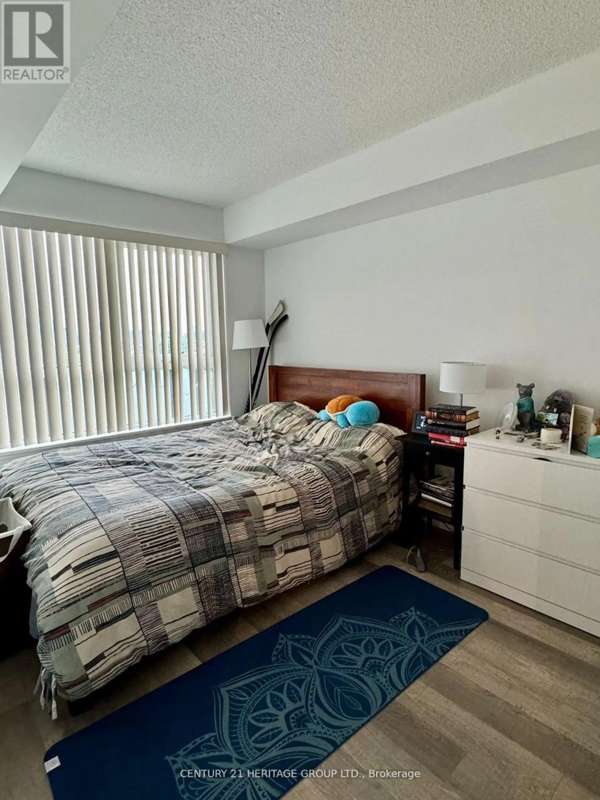 #602 181 HURON STREET - Image 8