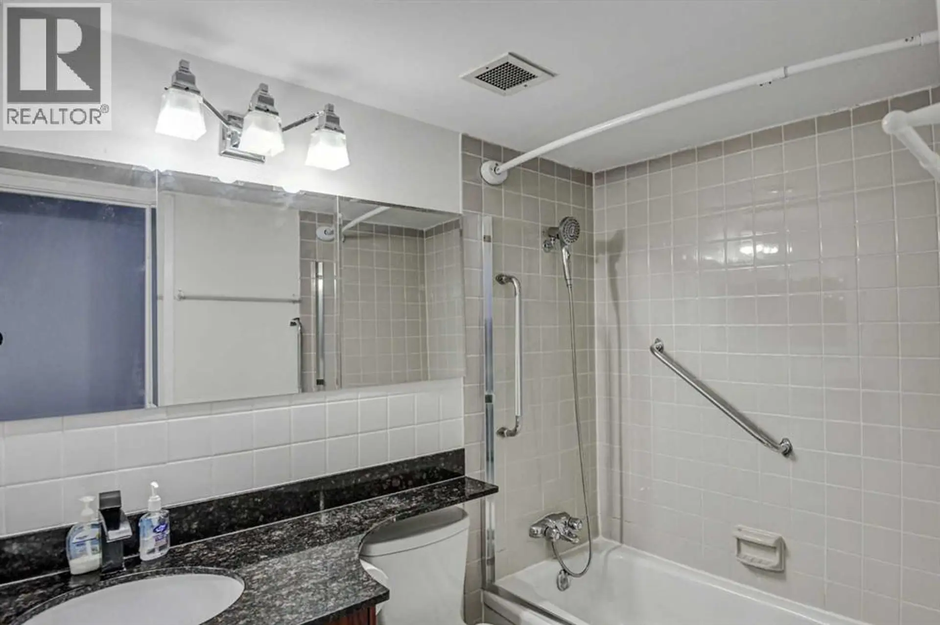 #204 1900 25A Street SW - Image 12