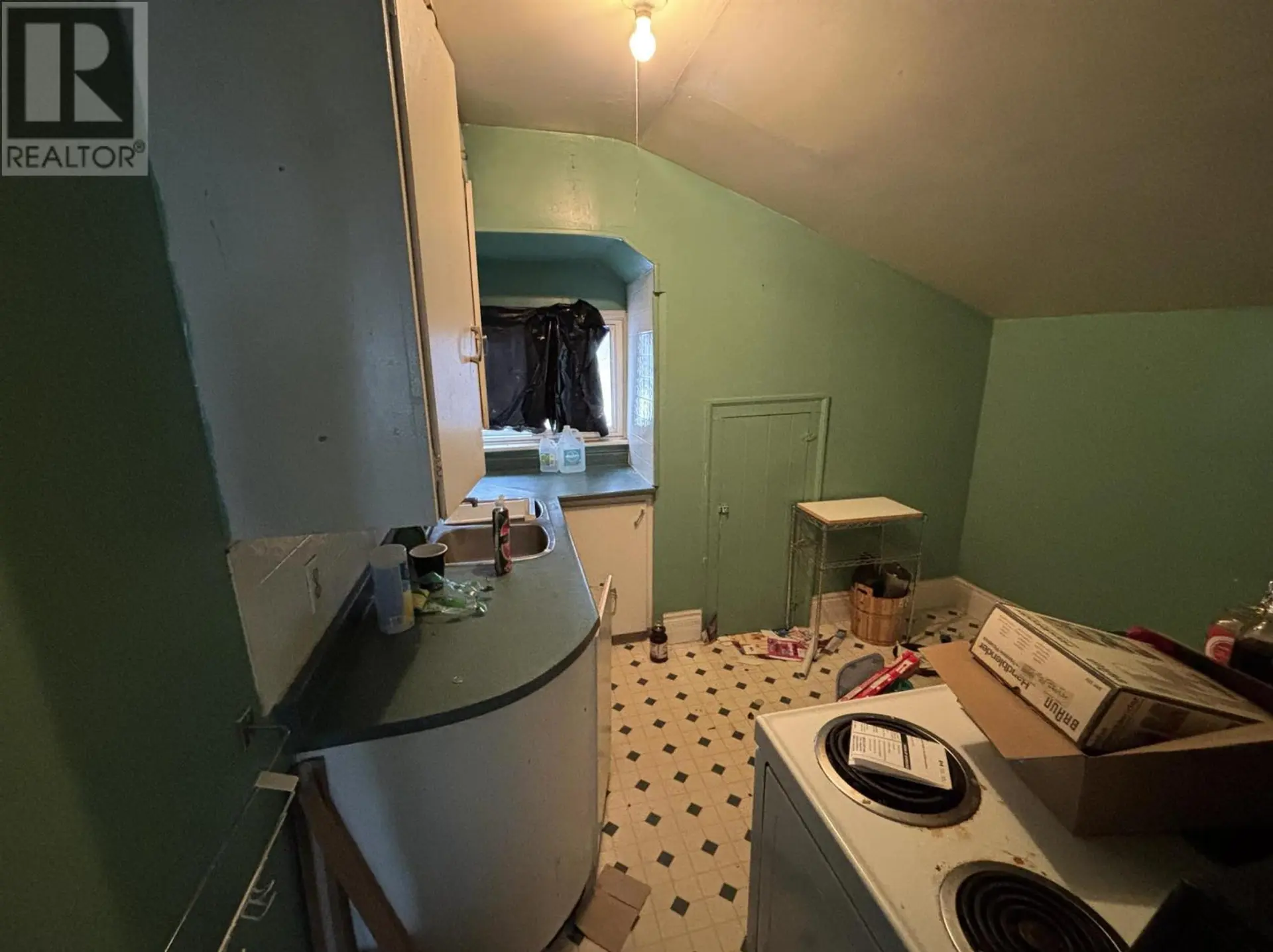 312 Huron ST - Image 9