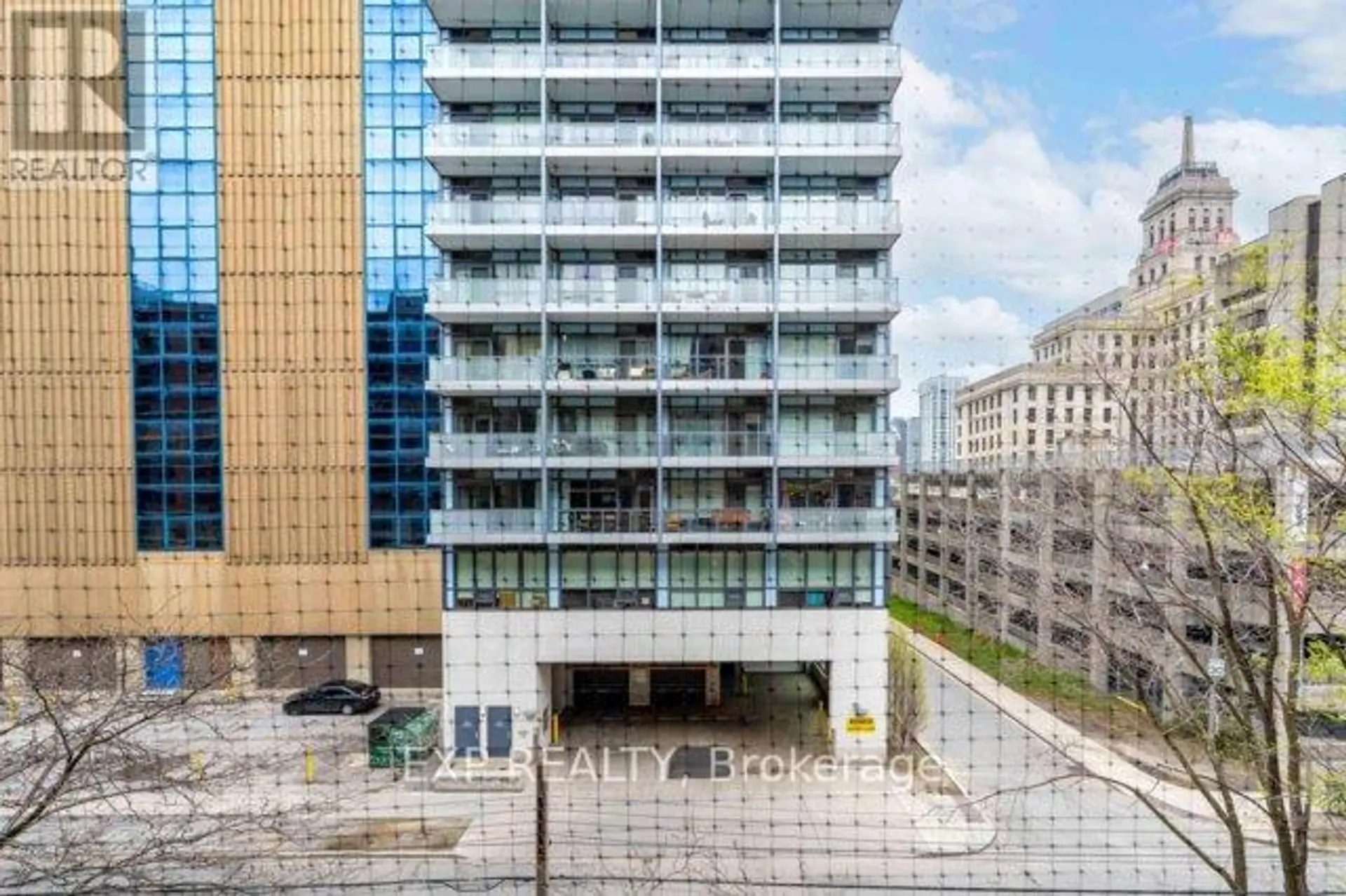 #435 60 ST PATRICK STREET - Image 17