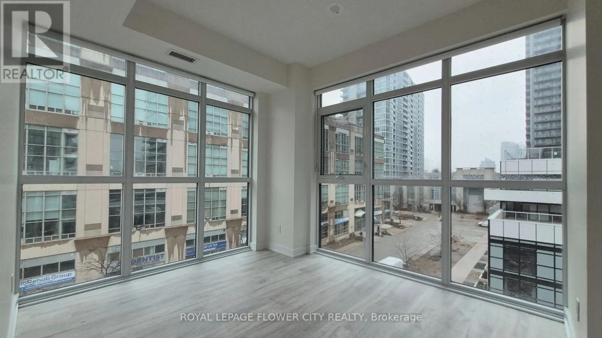 #432 251 MANITOBA STREET - Image 1