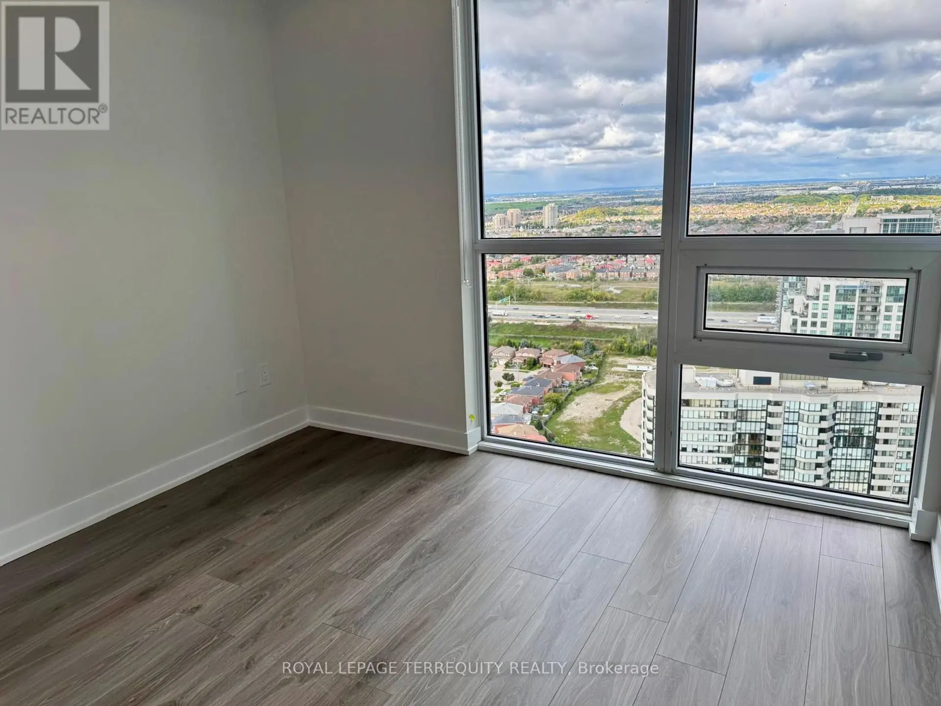 #3004 4130 PARKSIDE VILLAGE DRIVE - Image 13