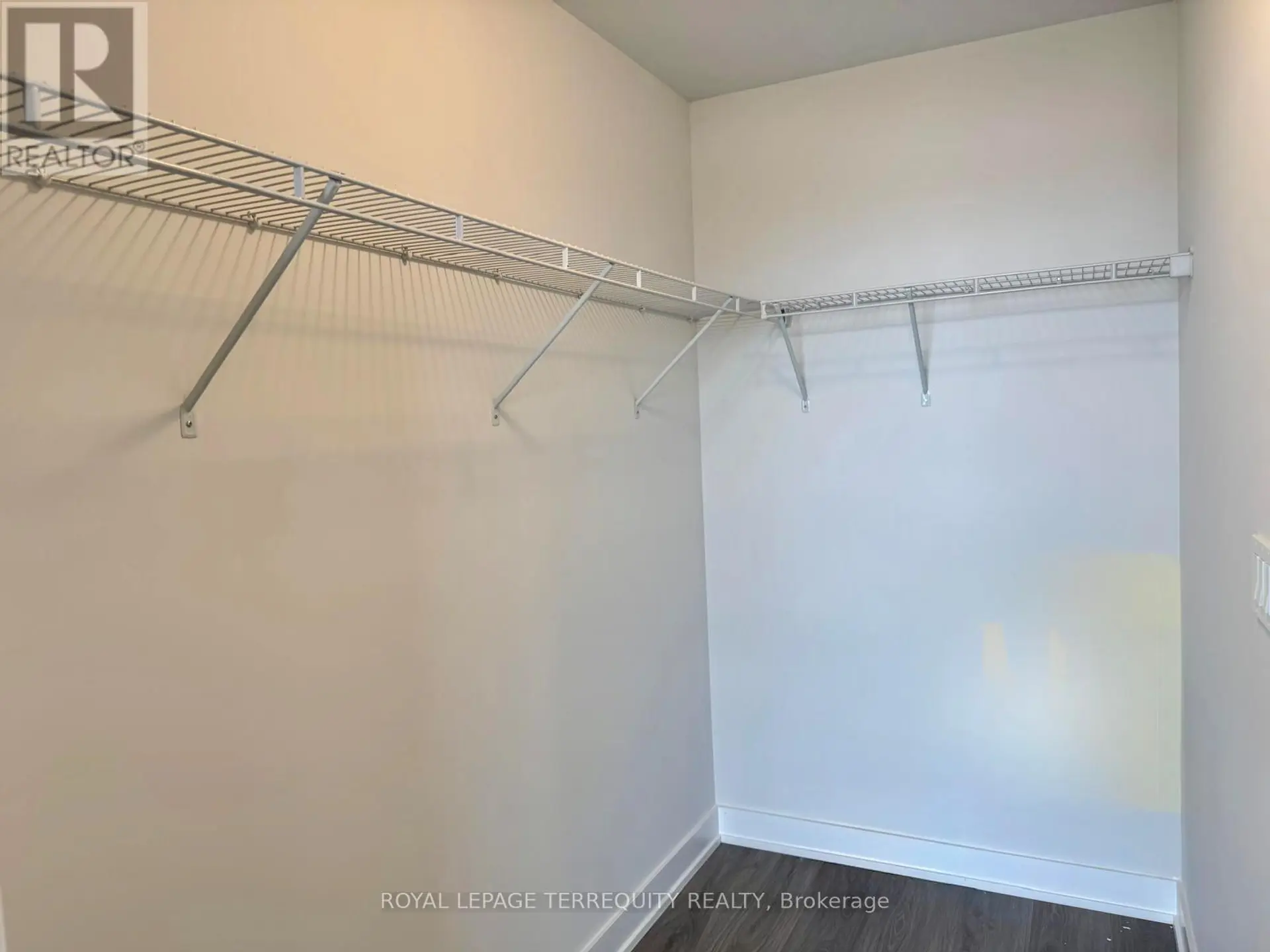 #3004 4130 PARKSIDE VILLAGE DRIVE - Image 14
