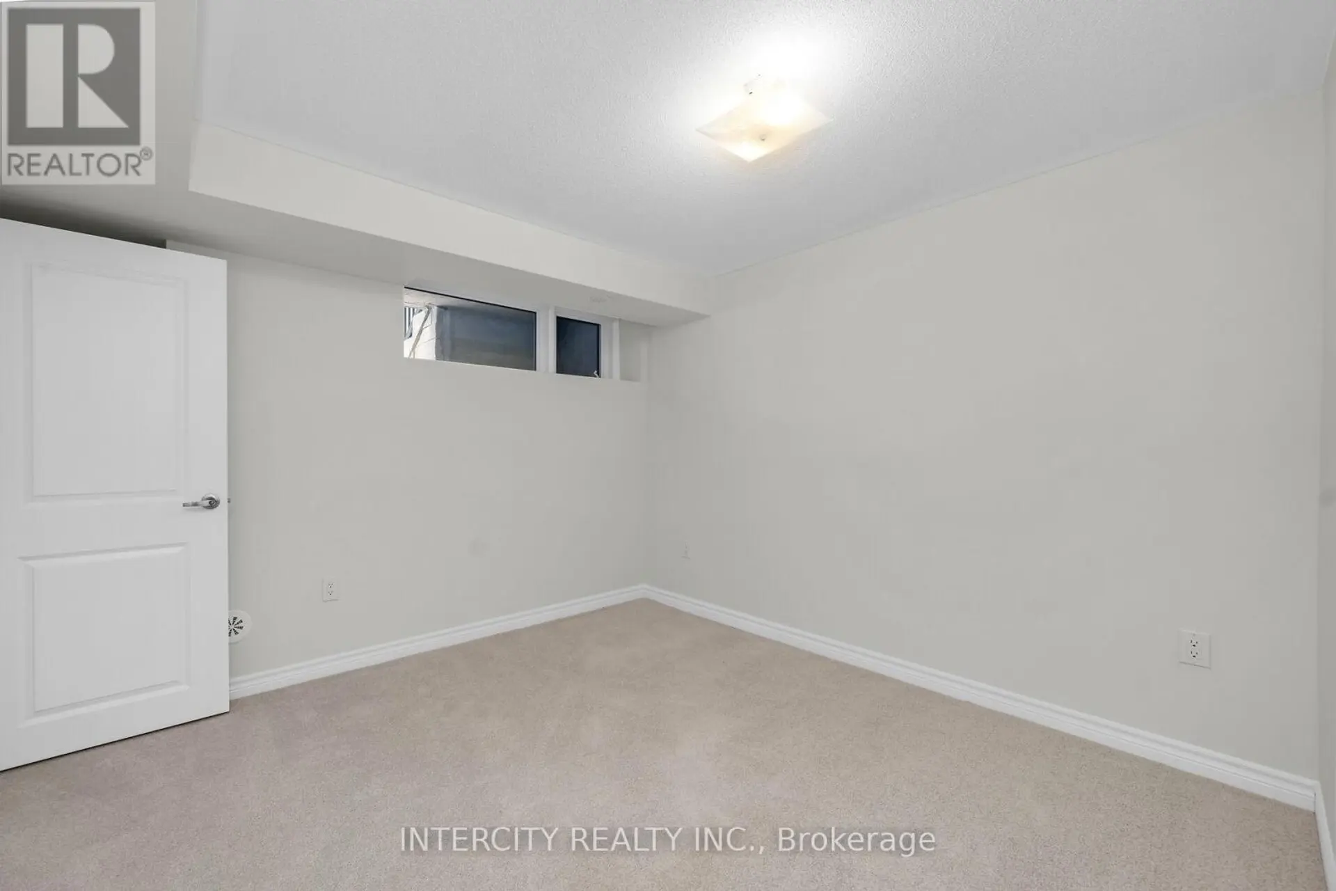 14 SAVVY LANE - Image 11