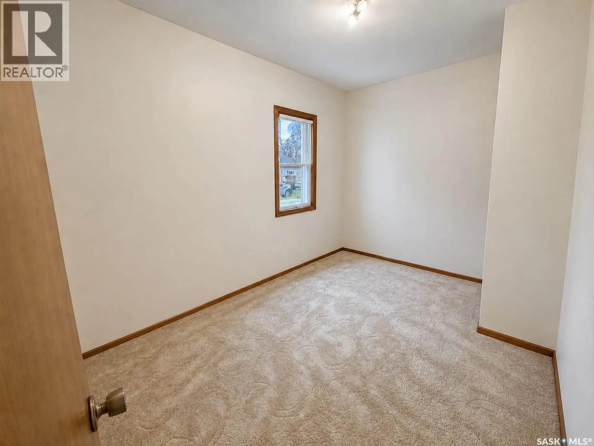 828 I AVENUE S - Image 11