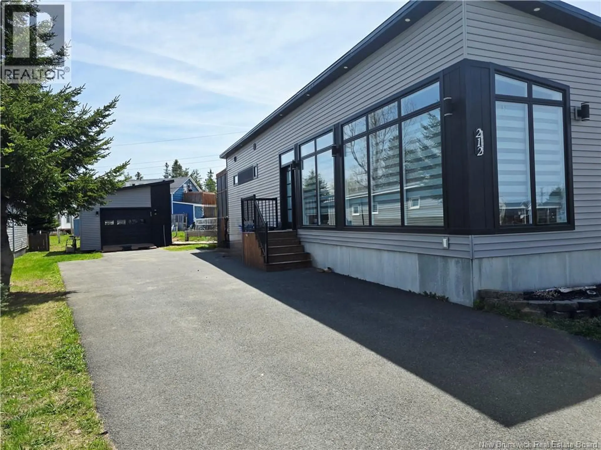 212 2ieme rue - Image 1