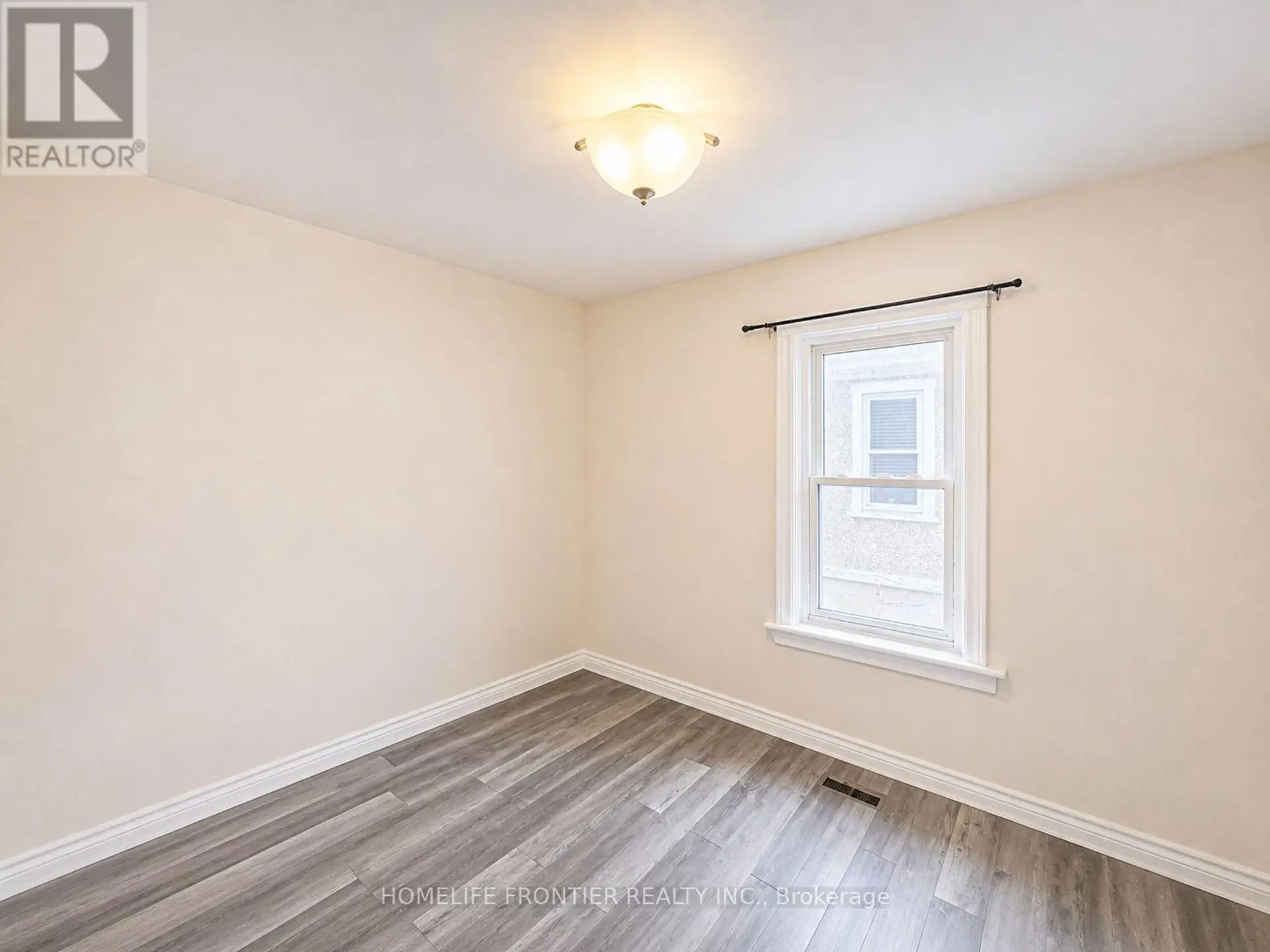 110 ST JULIEN STREET - Image 7