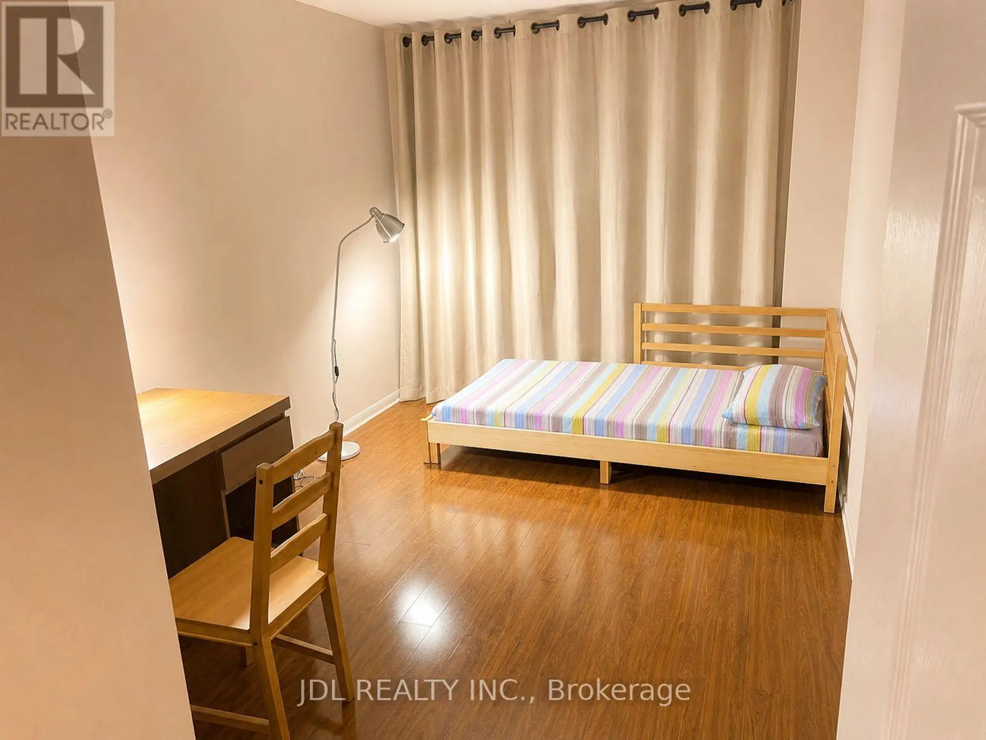 #2002 24 WELLESLEY STREET W - Image 13