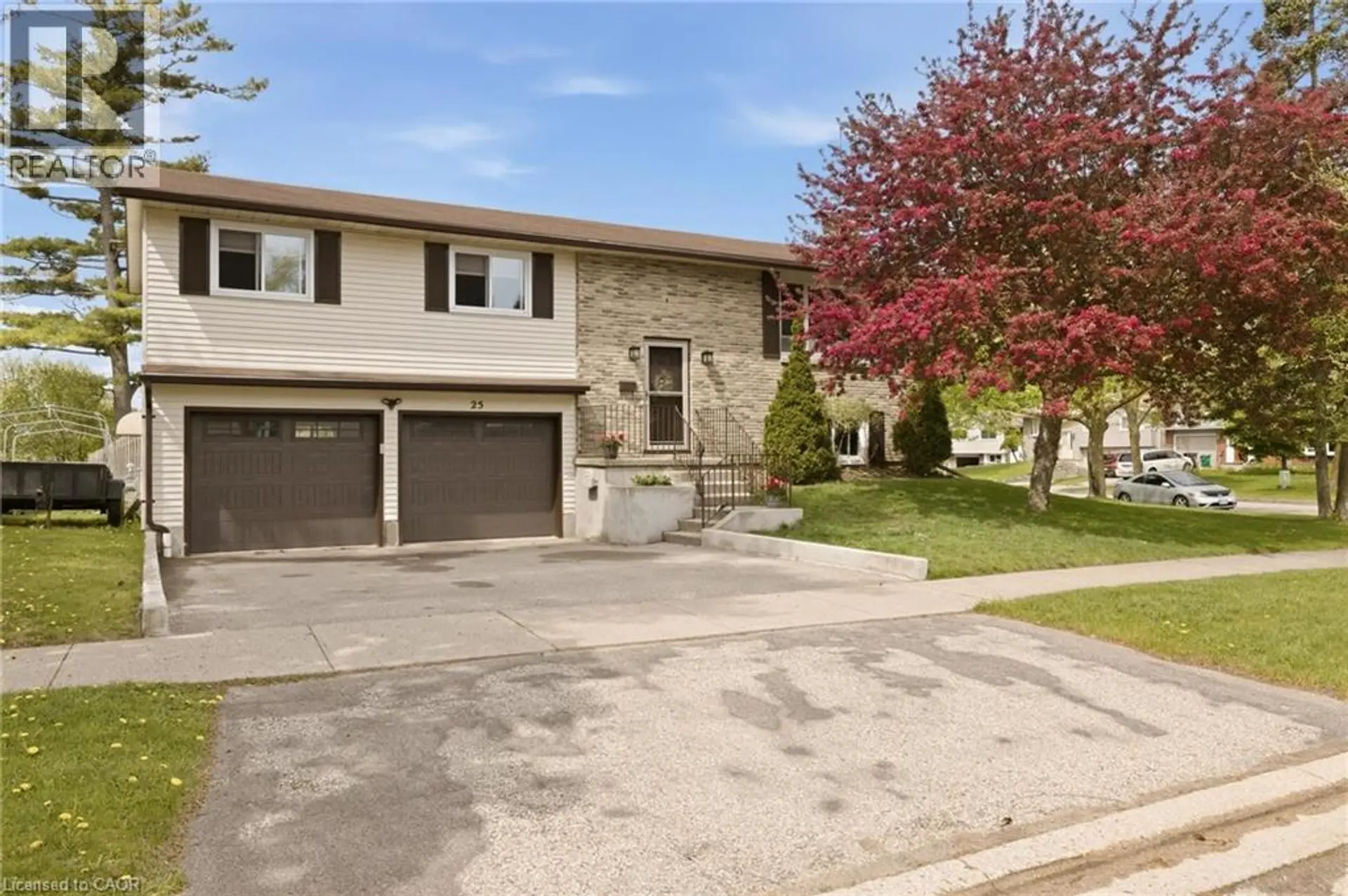 25 GREENOCK Drive - Image 1