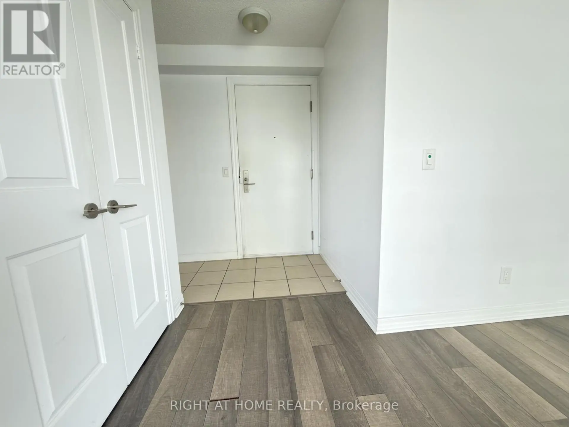 #2803 275 YORKLAND ROAD - Image 4