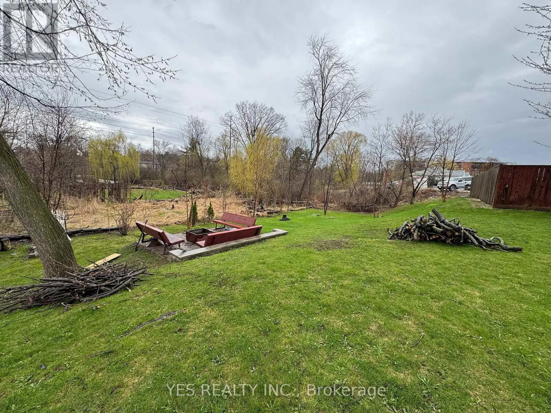199 NORTH SERVICE ROAD - Image 12