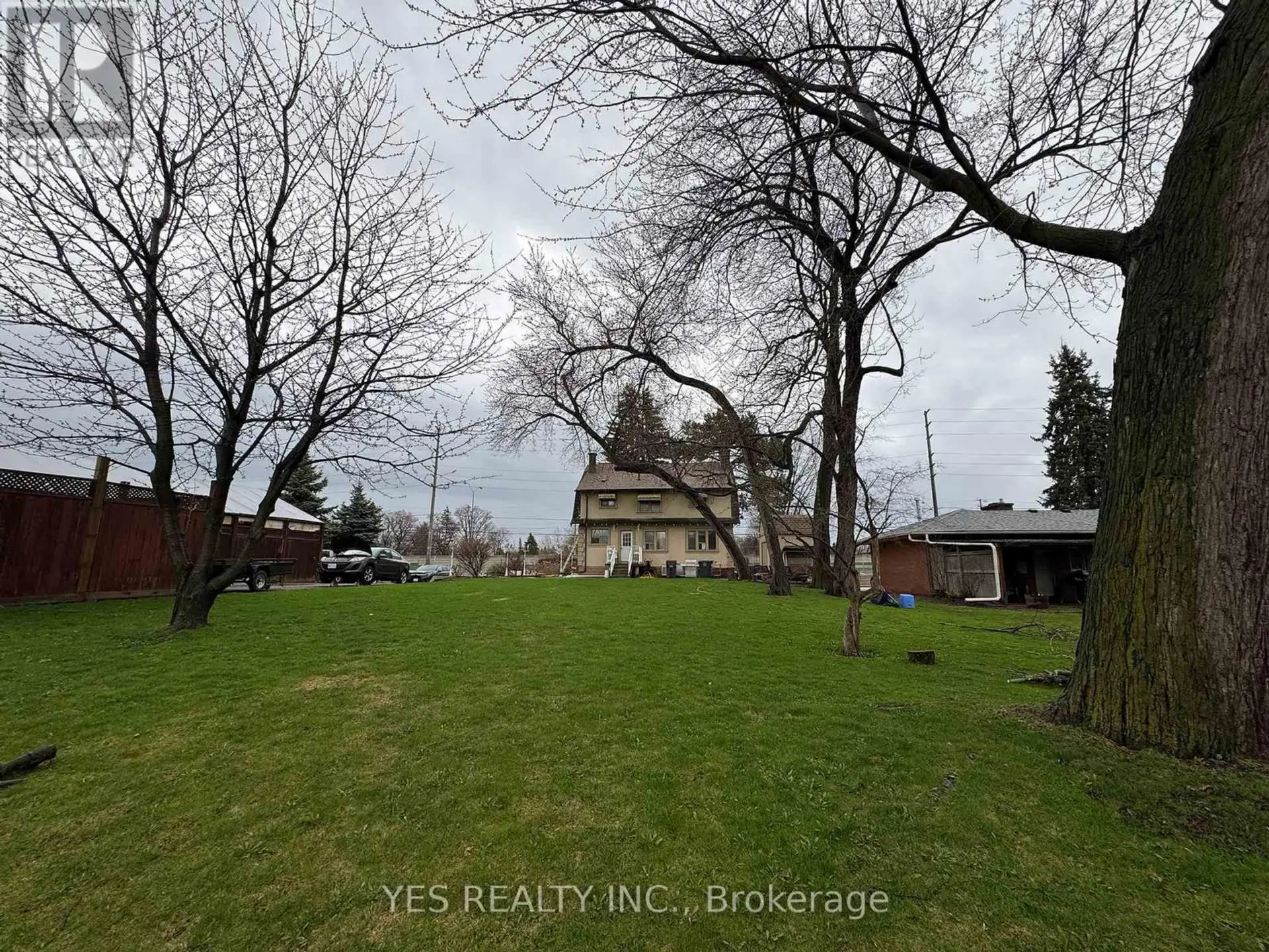 199 NORTH SERVICE ROAD - Image 13