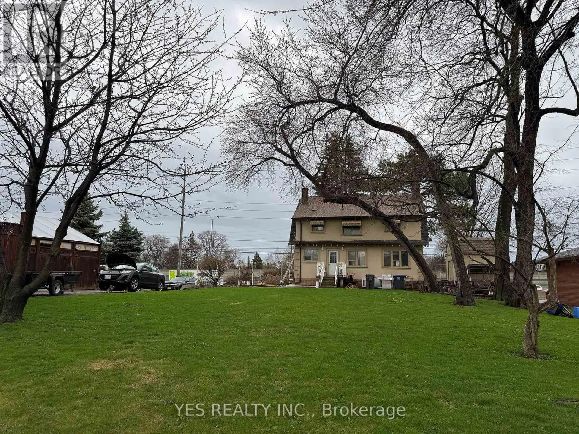 199 NORTH SERVICE ROAD - Image 14