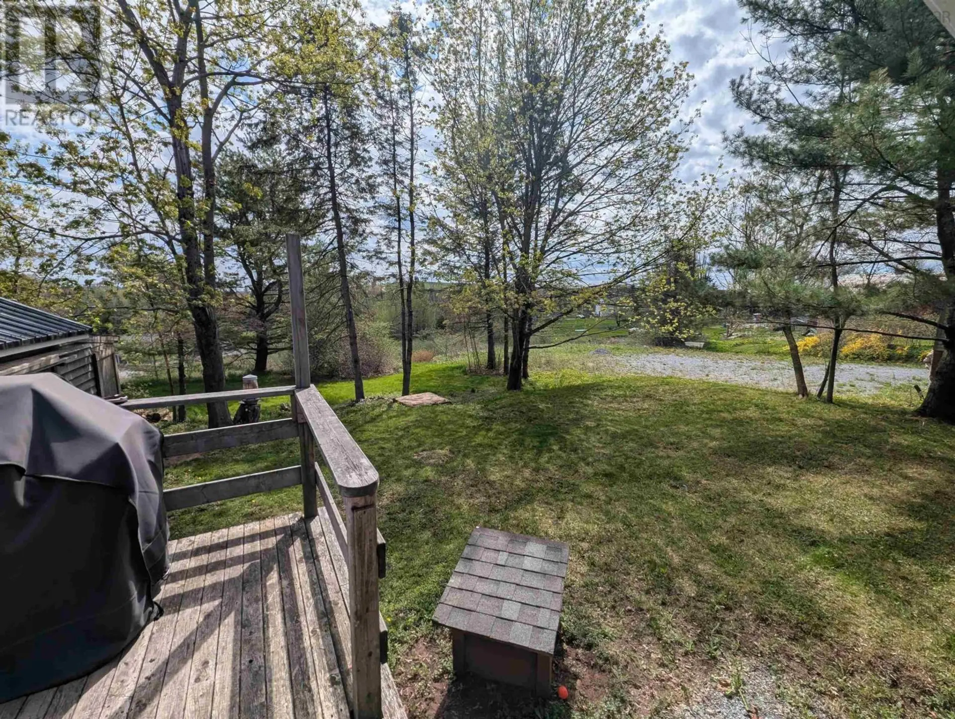 2095 Highway 2 - Image 4