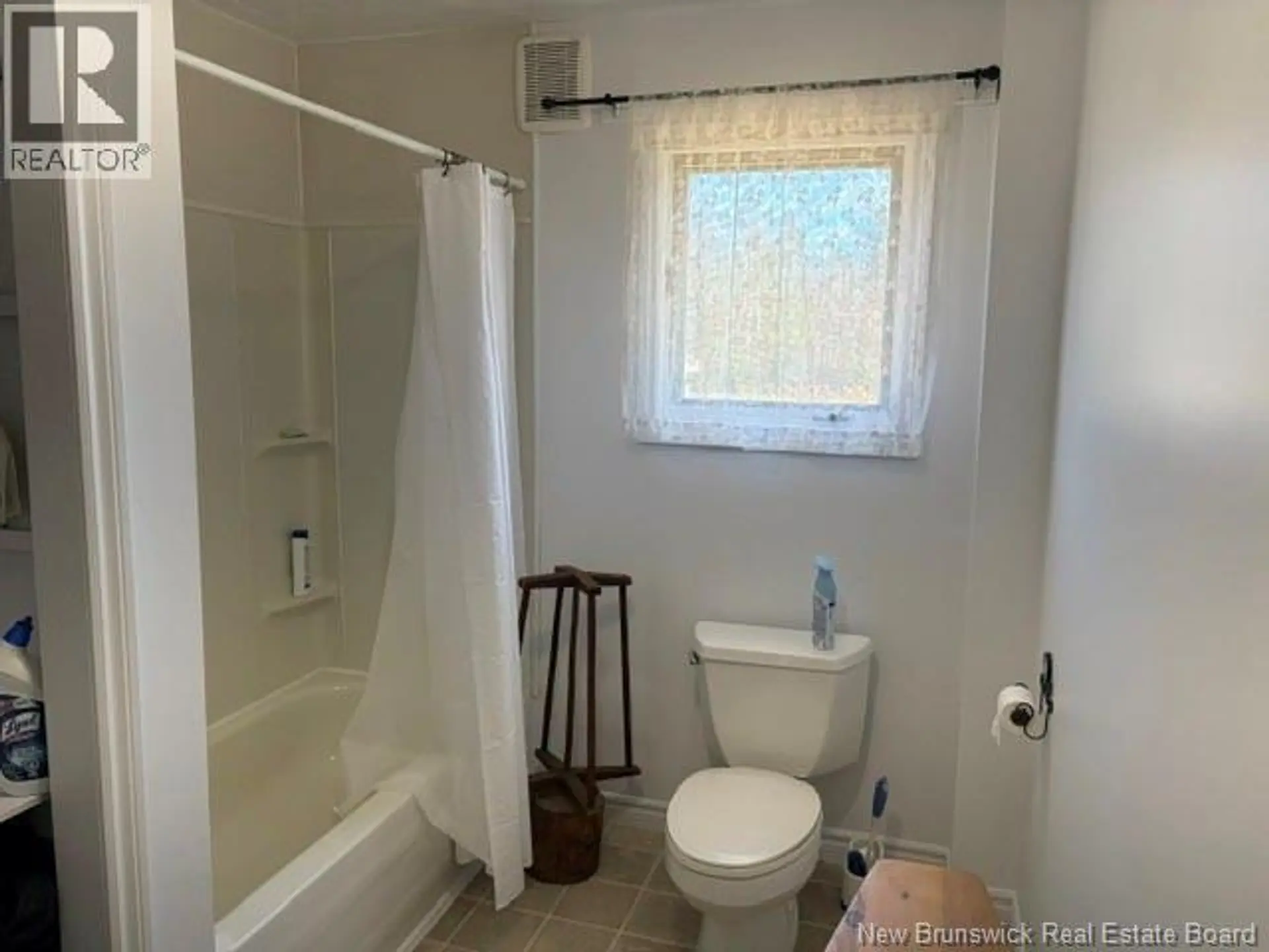 2943 Middle River Road - Image 13