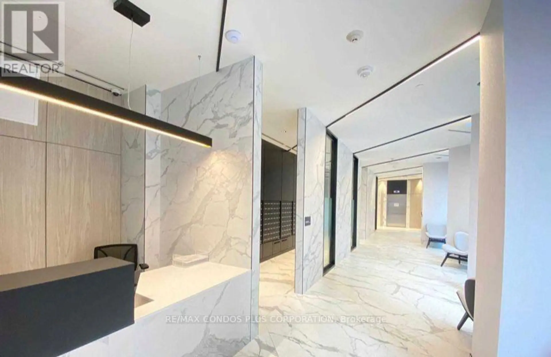 #311 30 TRETTI WAY - Image 15