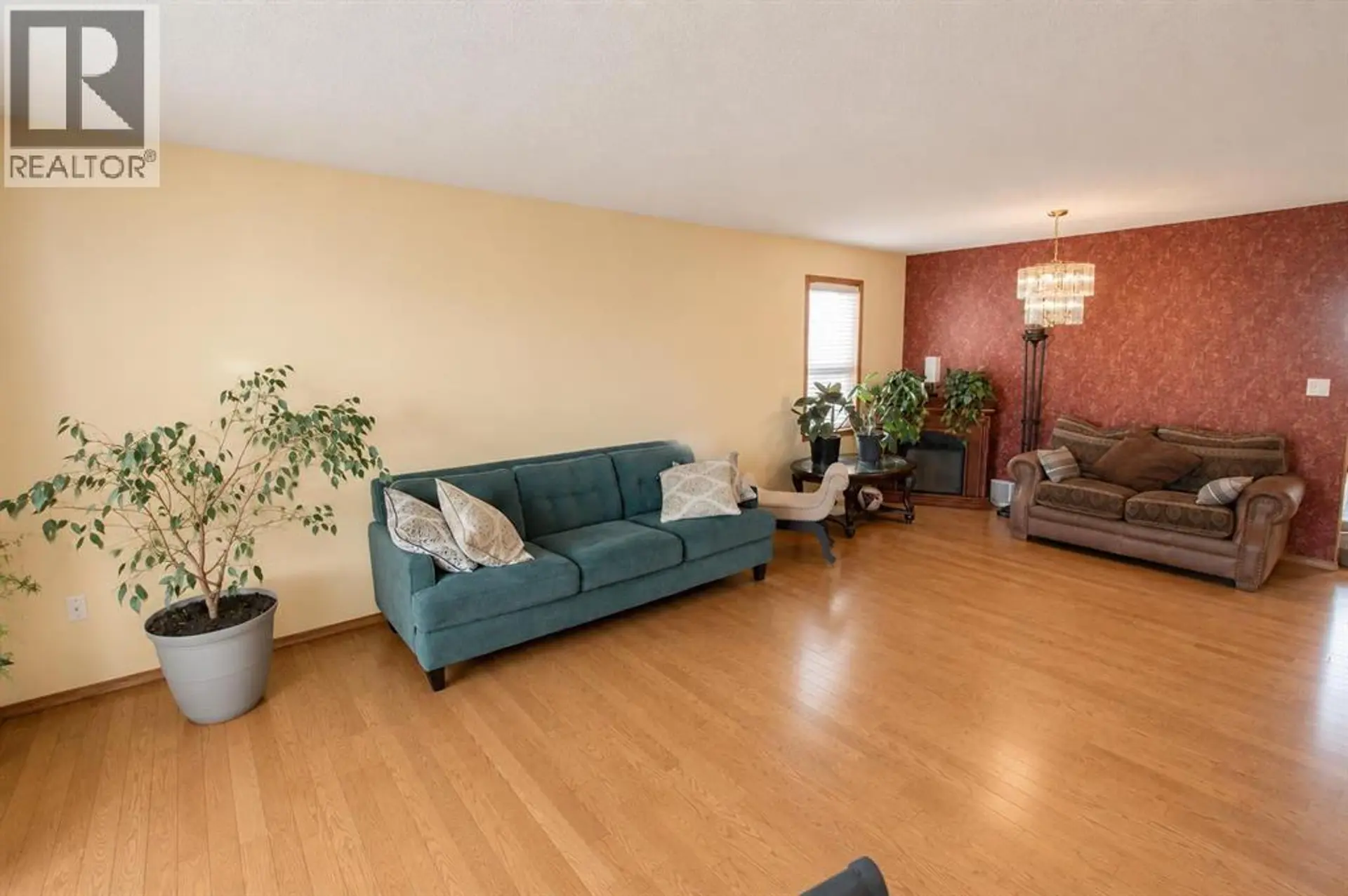 9110 107 Avenue - Image 3