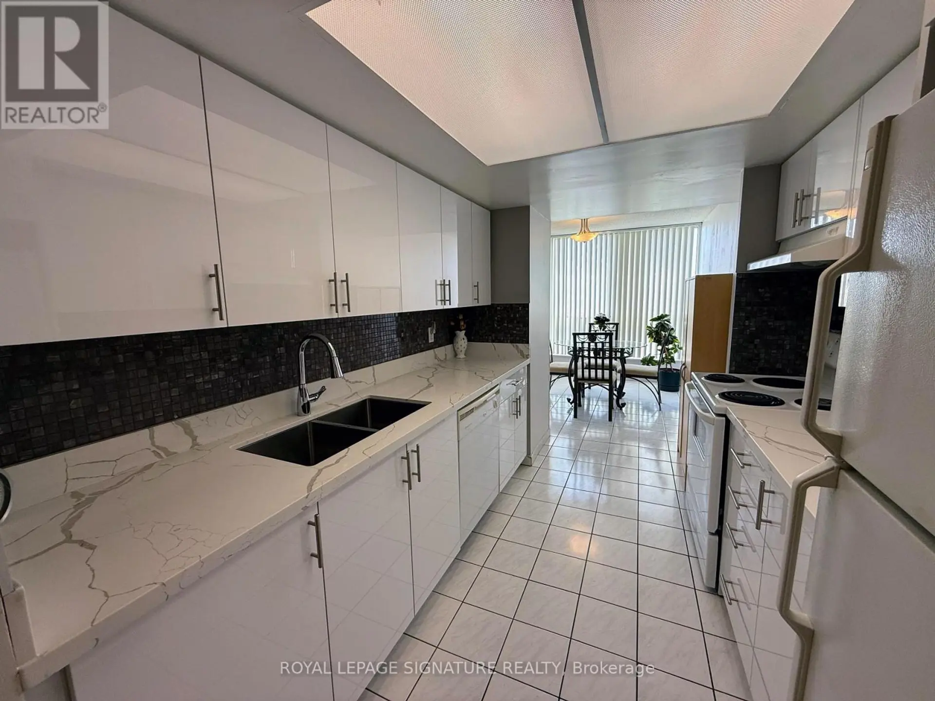 #407 3 ROWNTREE ROAD - Image 3