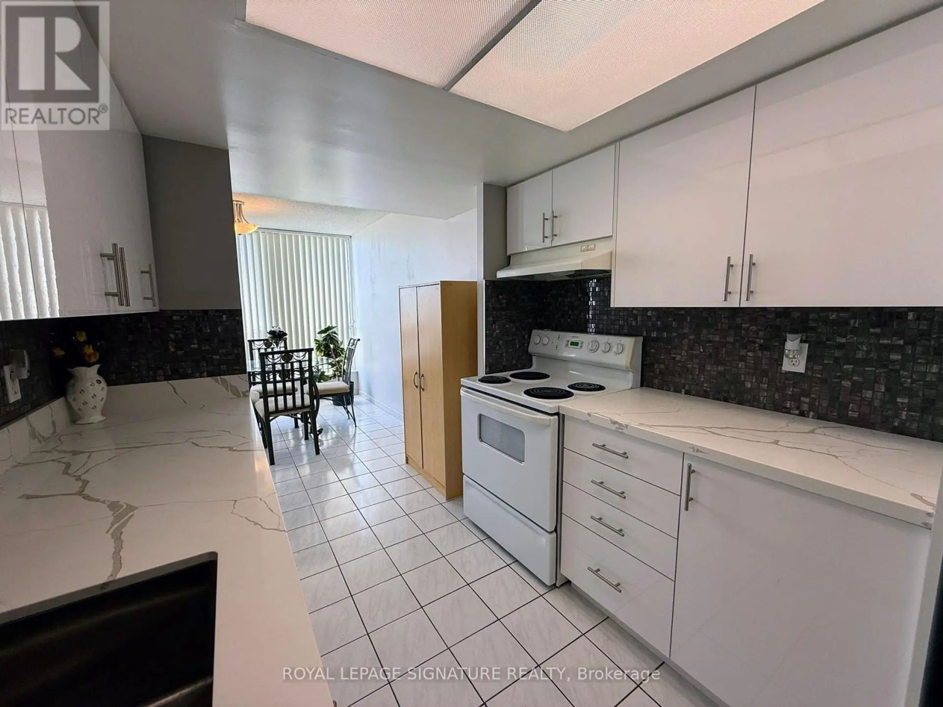 #407 3 ROWNTREE ROAD - Image 4