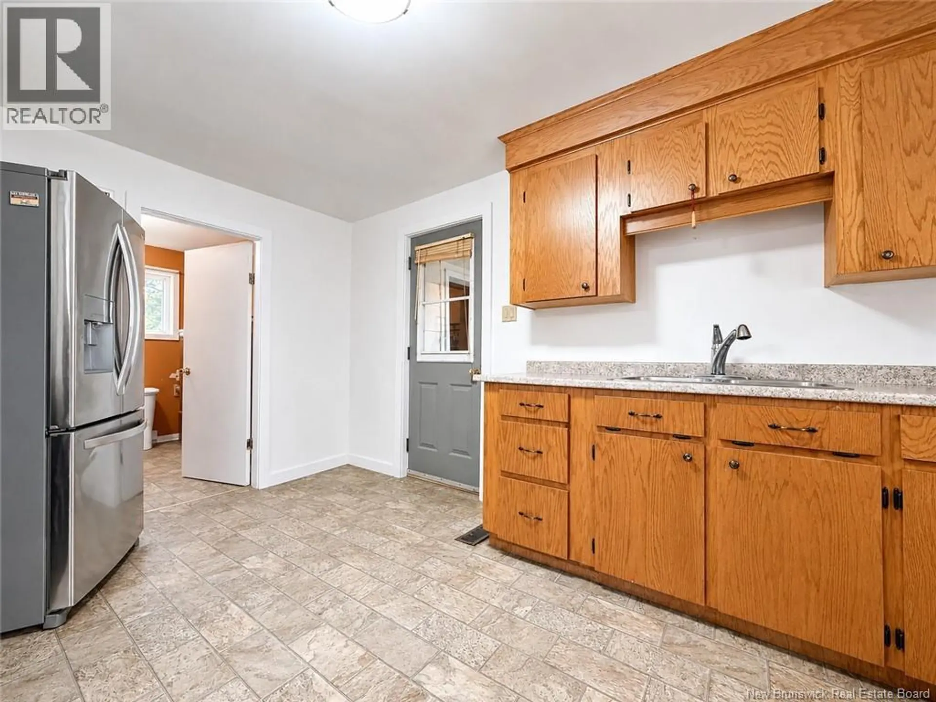 37 St-Jean Baptiste Street - Image 2