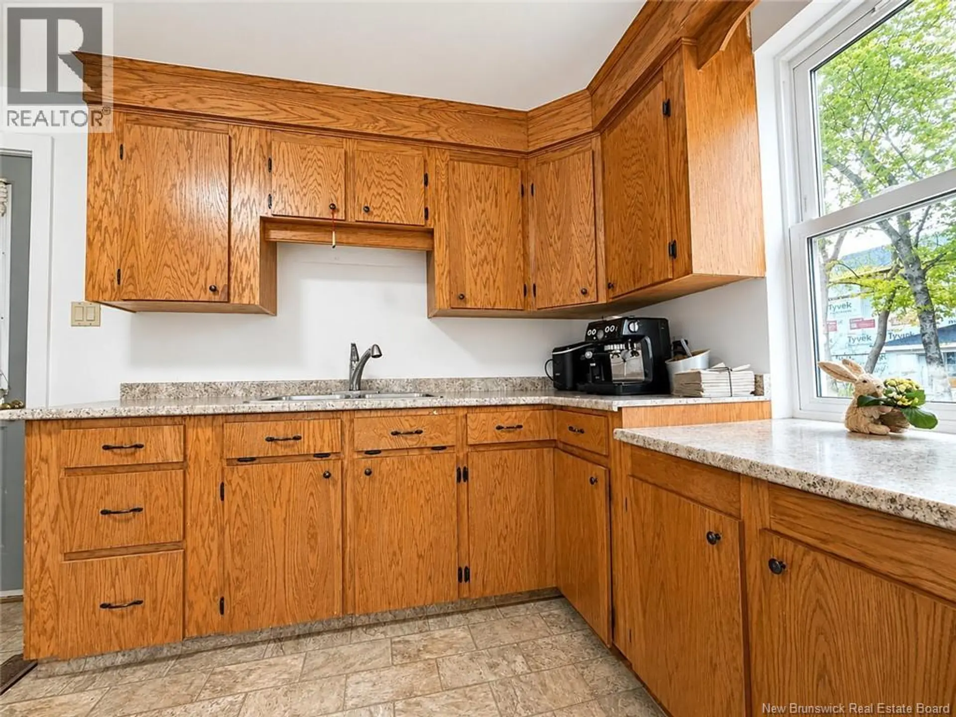 37 St-Jean Baptiste Street - Image 4
