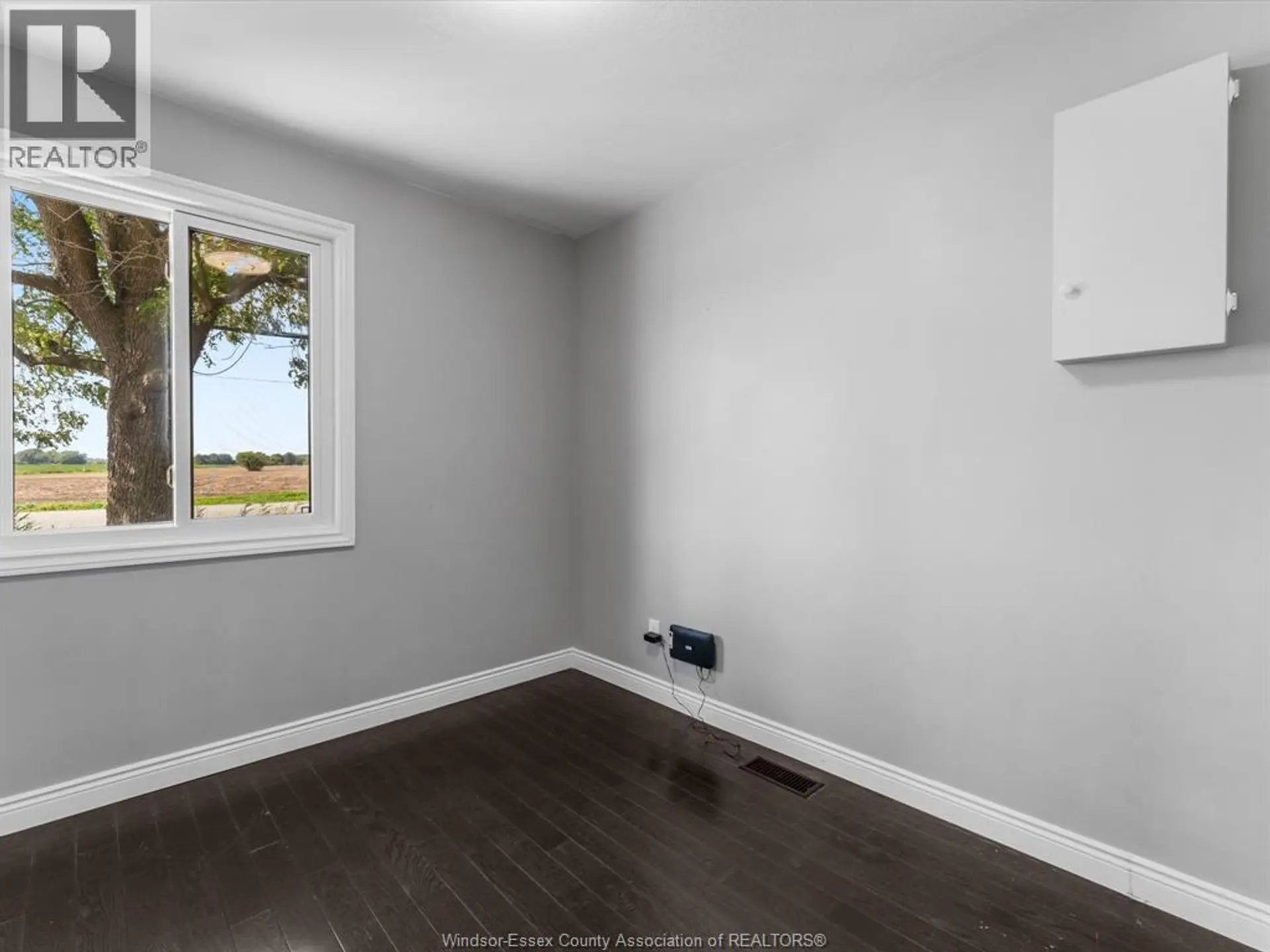 8650 Malden ROAD - Image 12