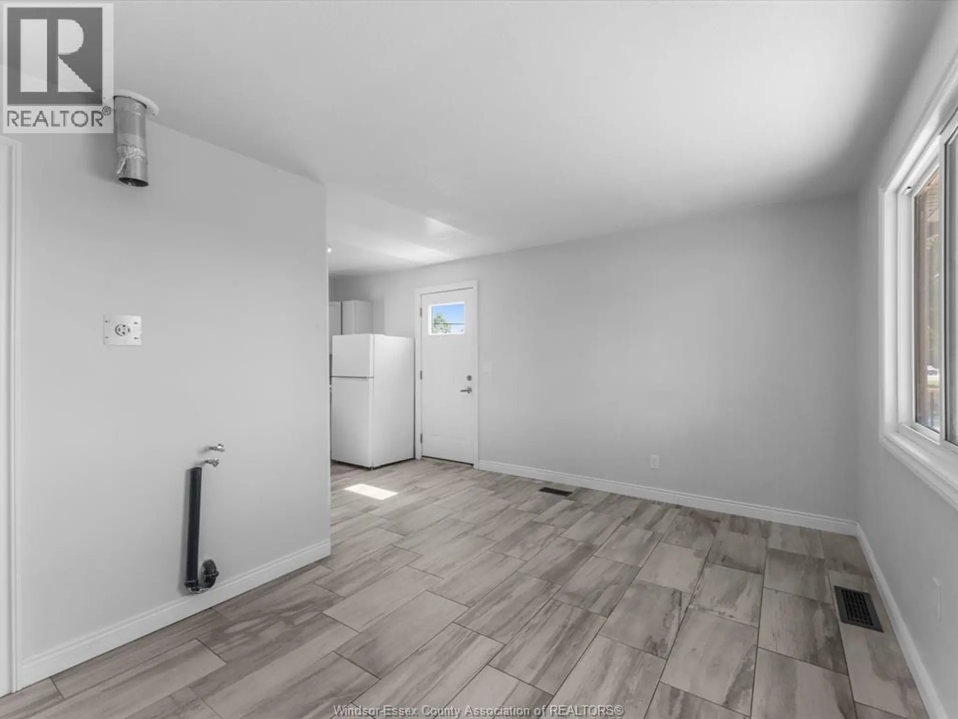 8650 Malden ROAD - Image 7