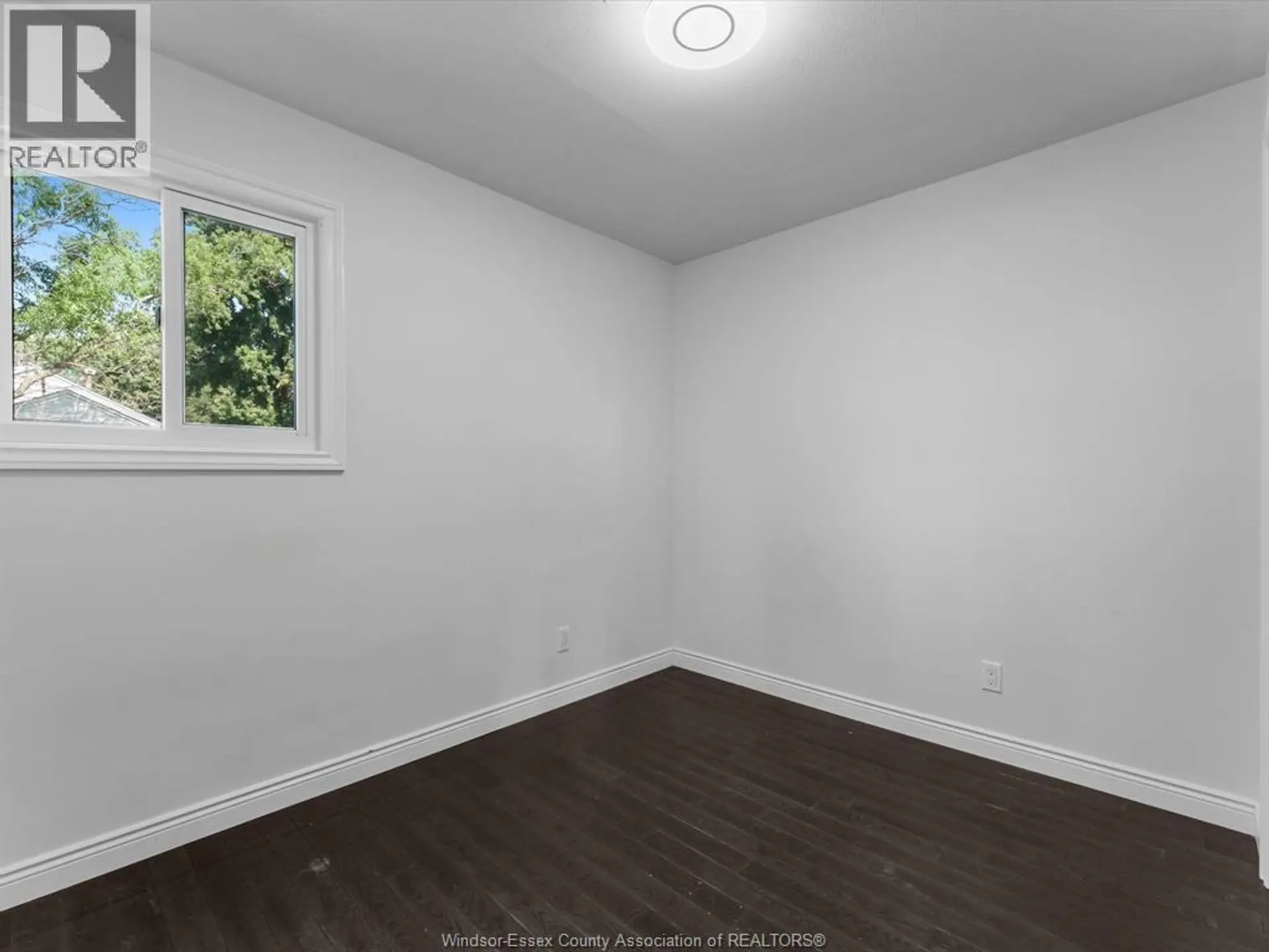 8650 Malden ROAD - Image 9