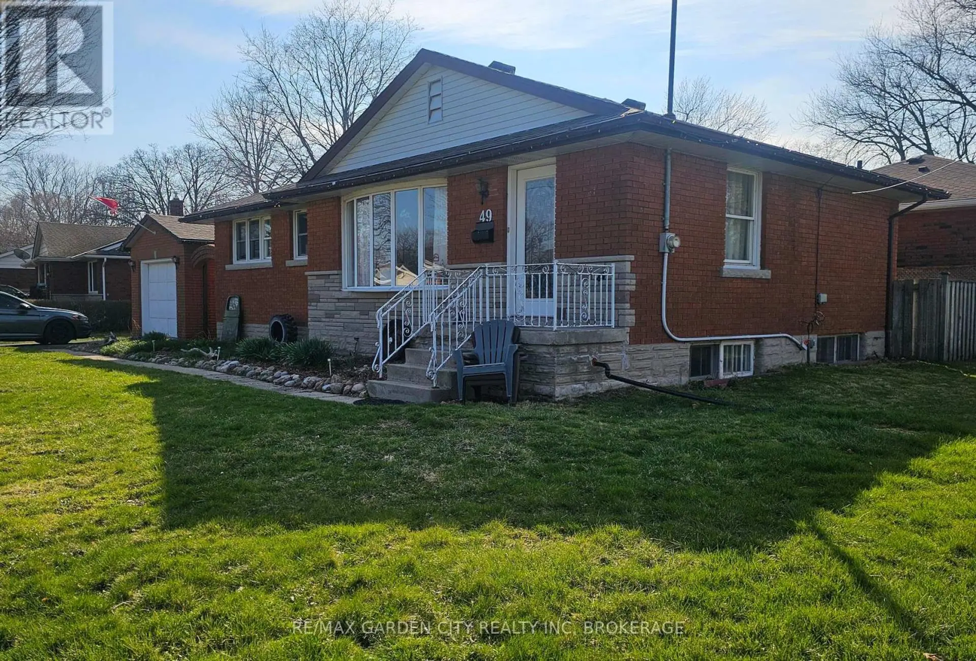 49 WHITTAKER AVENUE - Image 5