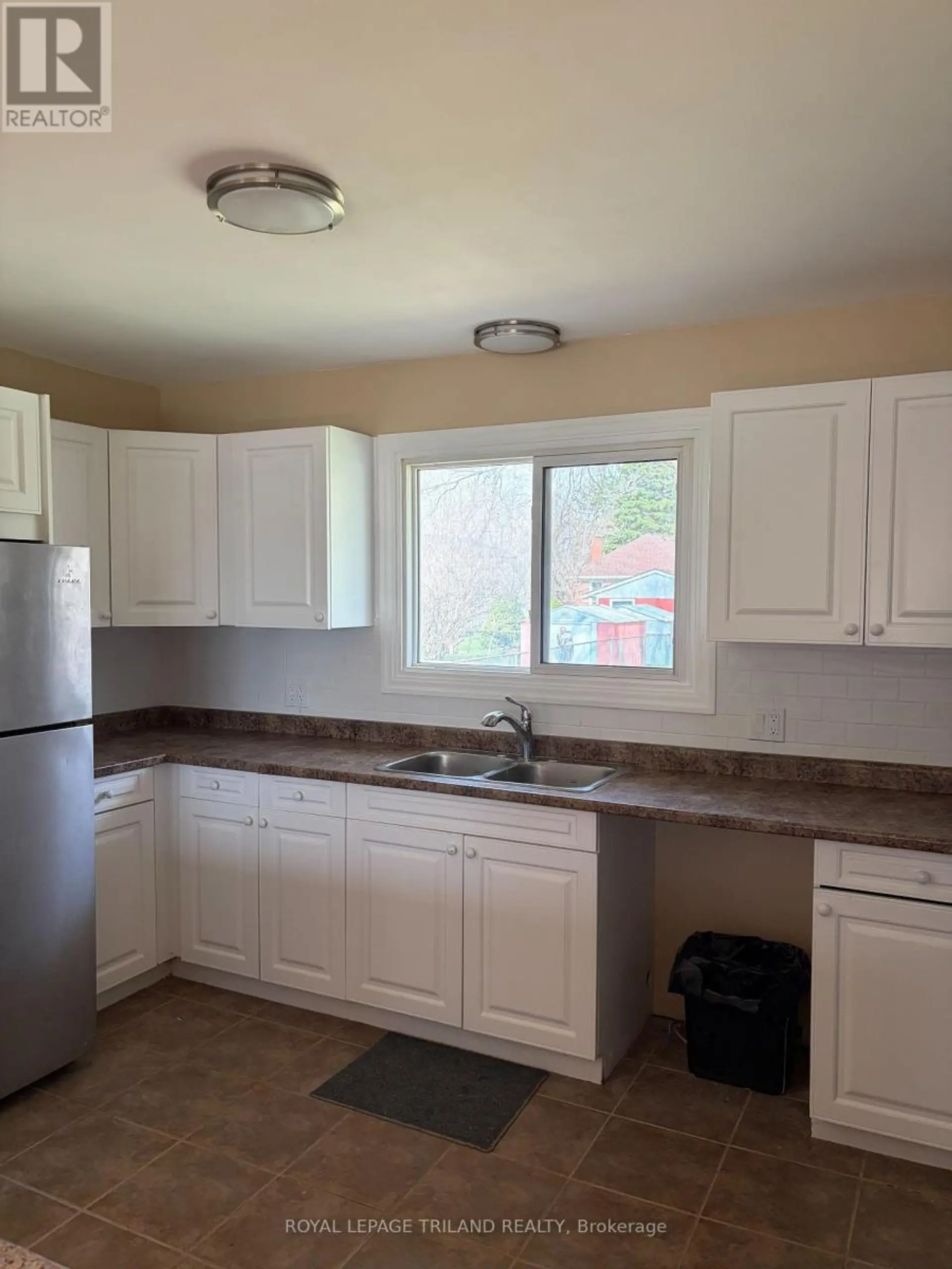 1548 DALE STREET - Image 7