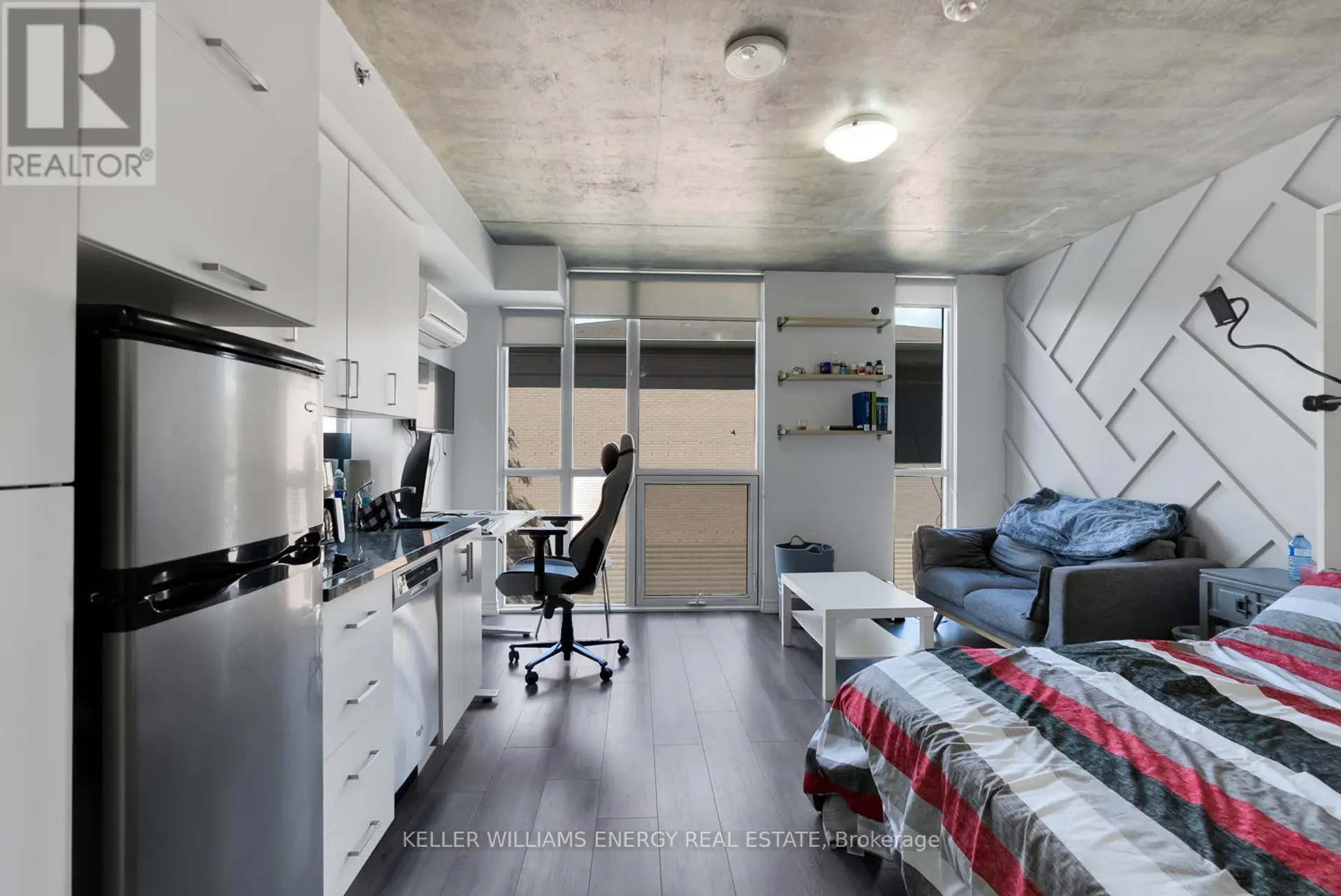 #217 1900 SIMCOE STREET N - Image 12