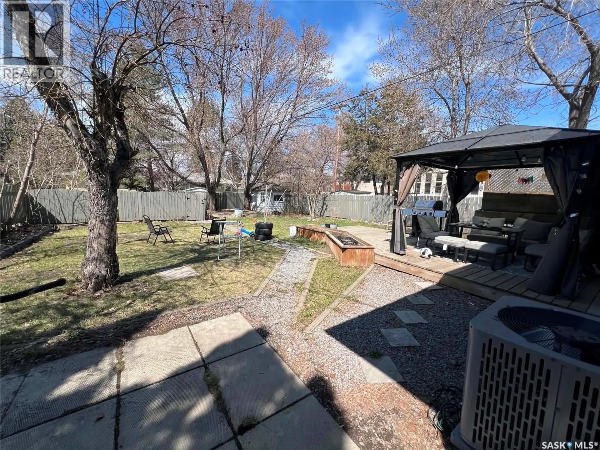 1116 Cumberland AVENUE S - Image 16